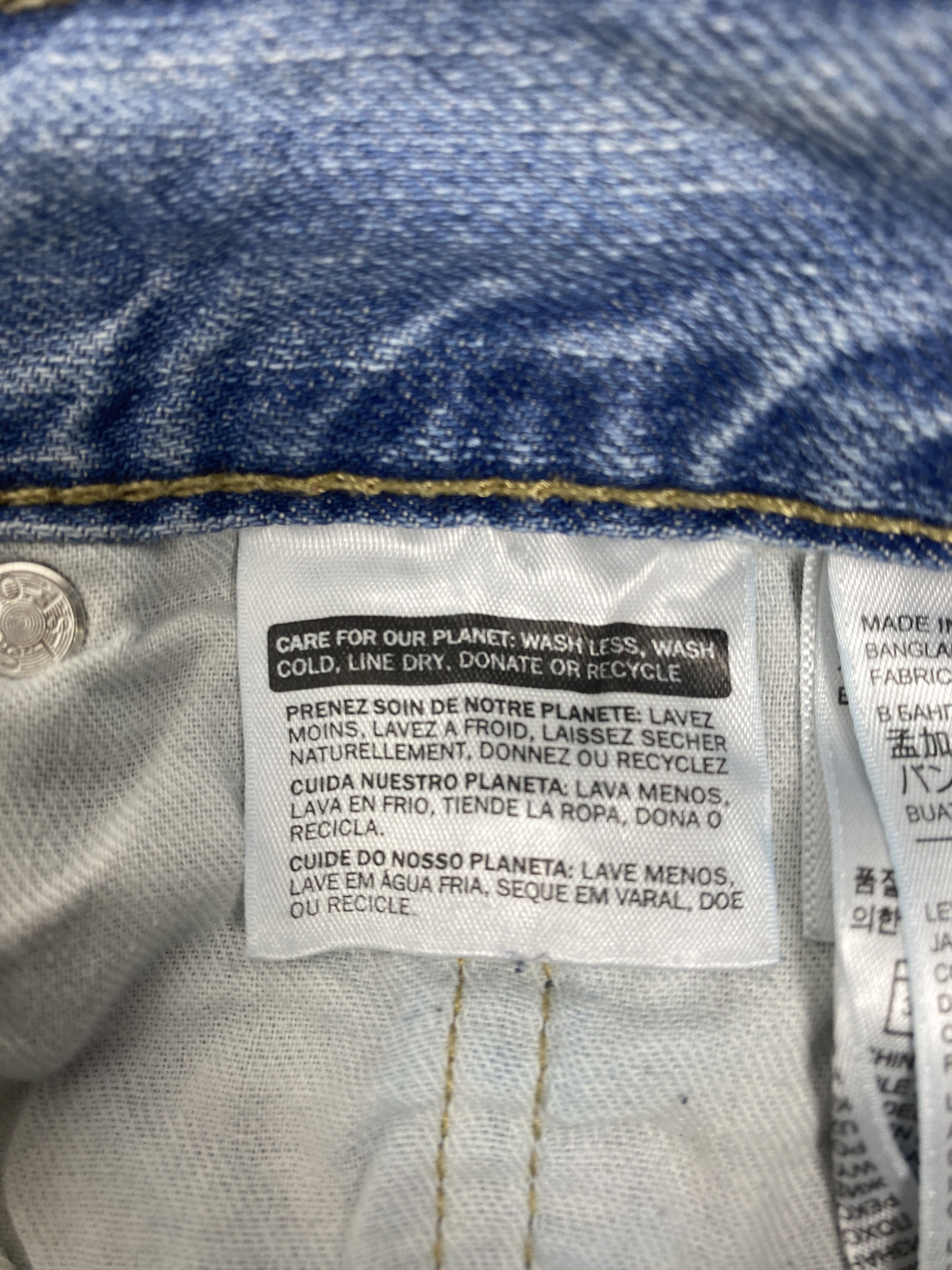 Levi's × Vintage Vintage Levis 559 Straight Cut Light Wash Jeans Size US 40 / EU 56 - 11 Thumbnail