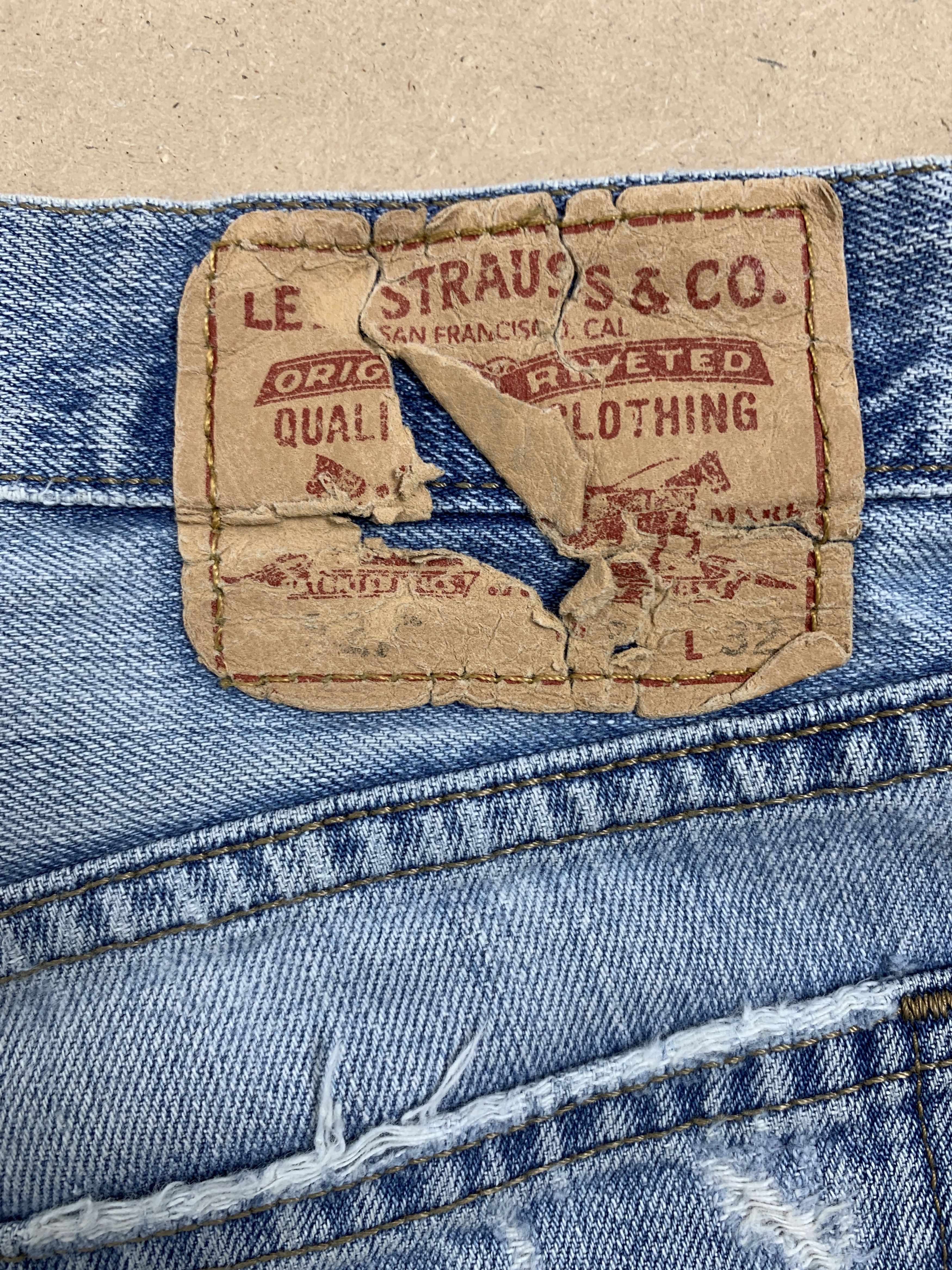 Levi's Vintage Levis 527 BootCut Distressed Faded Jeans P0343 Size US 32 / EU 48 - 18 Thumbnail