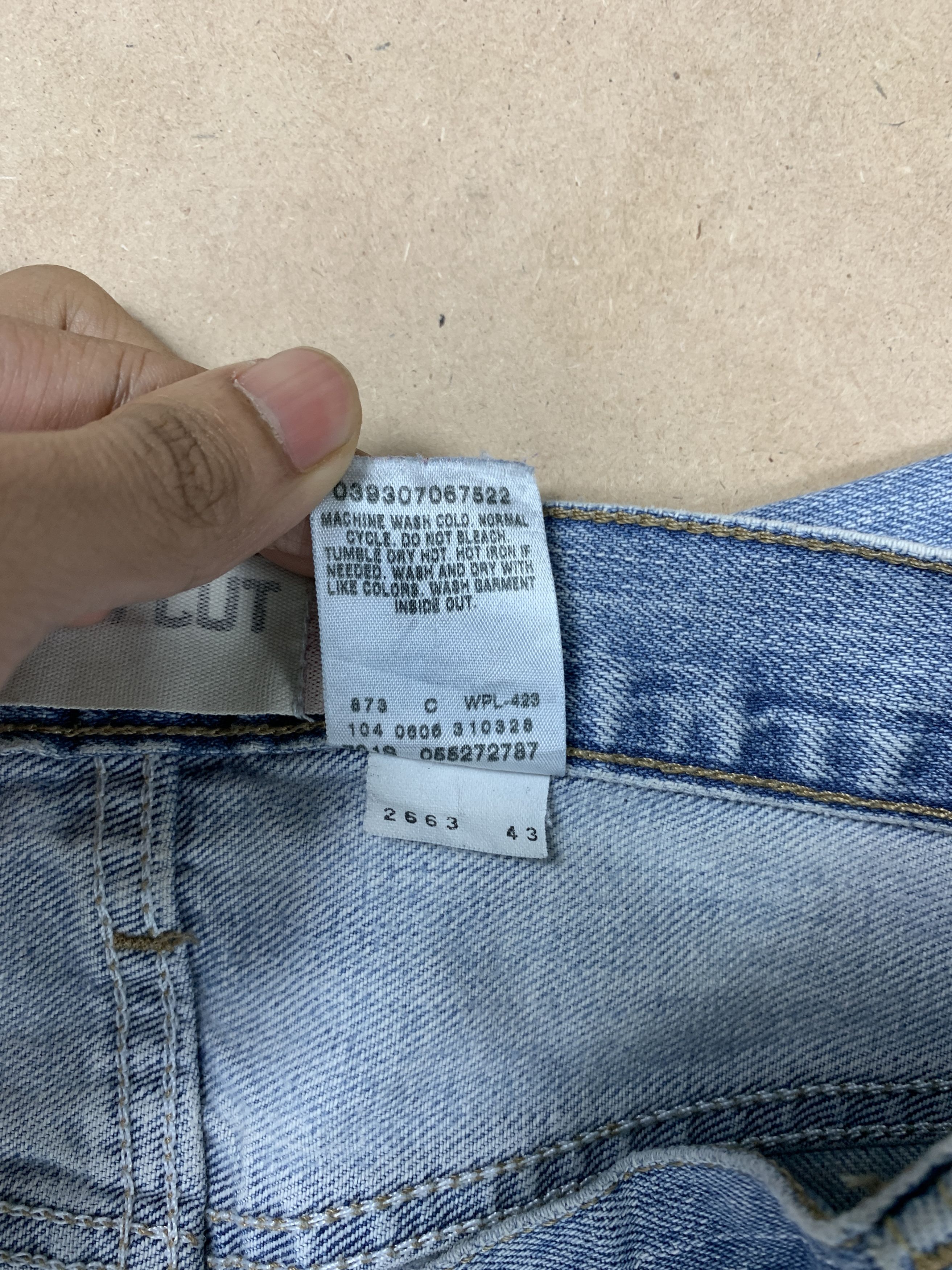 Levi's Vintage Levis 527 BootCut Distressed Faded Jeans P0343 Size US 32 / EU 48 - 21 Thumbnail