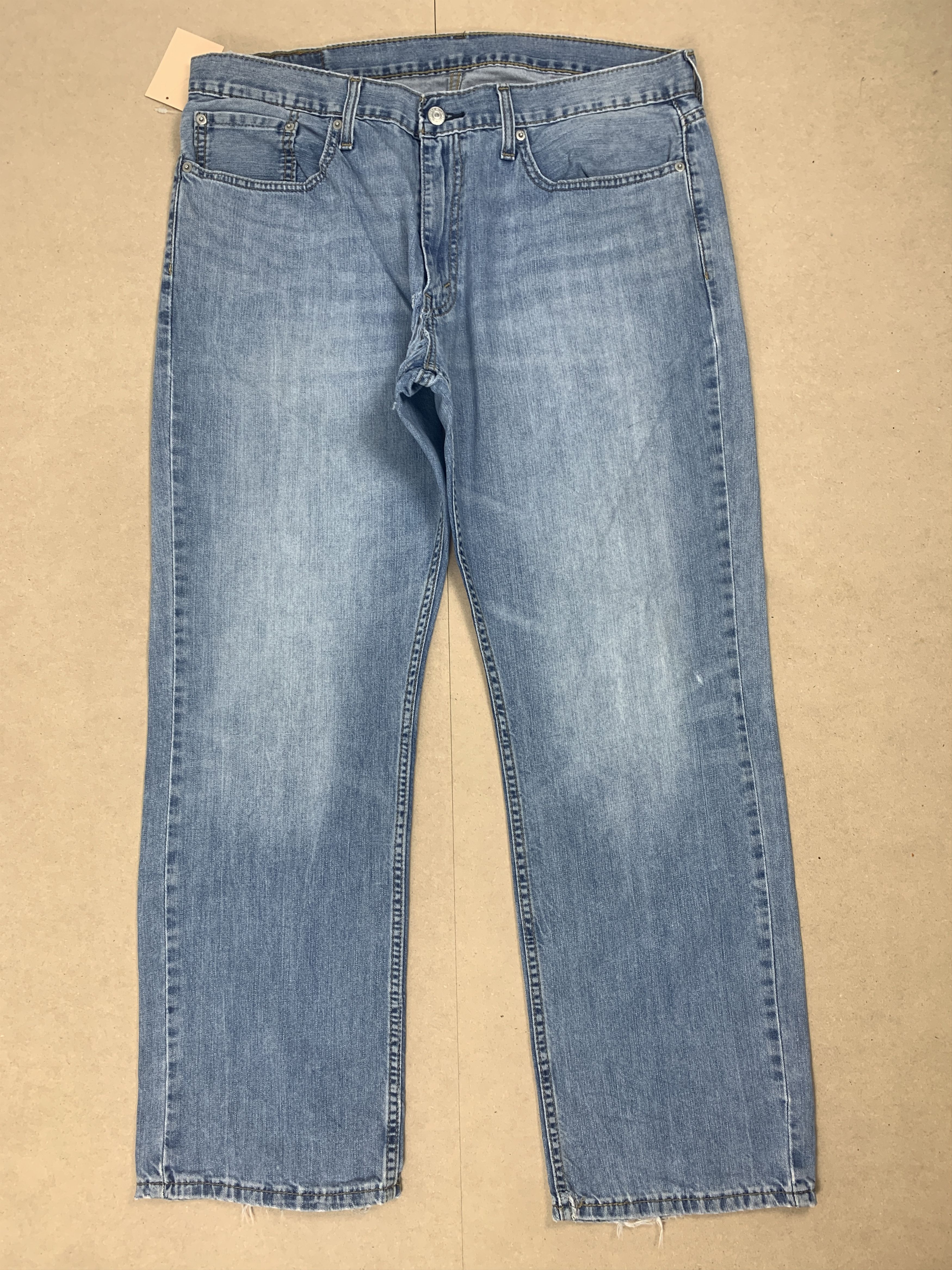 Levi's Vintage Levis 559 Straight Cut Distressed Mid Wash Jeans Size US 37 - 1 Thumbnail