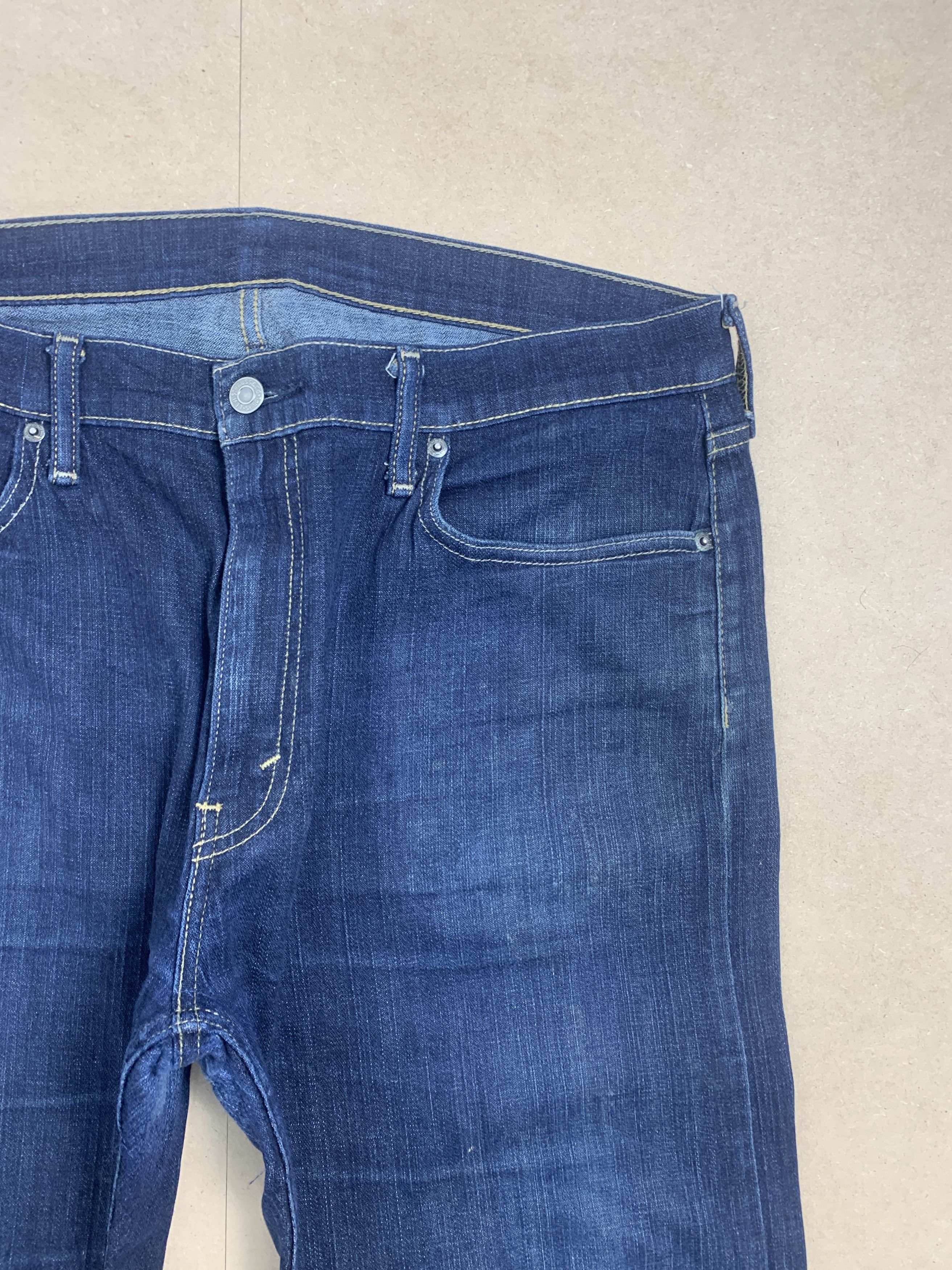Levi's × Vintage Vintage Levis 513 Straight Cut Faded Blue Jeans Size US 37 - 3 Thumbnail
