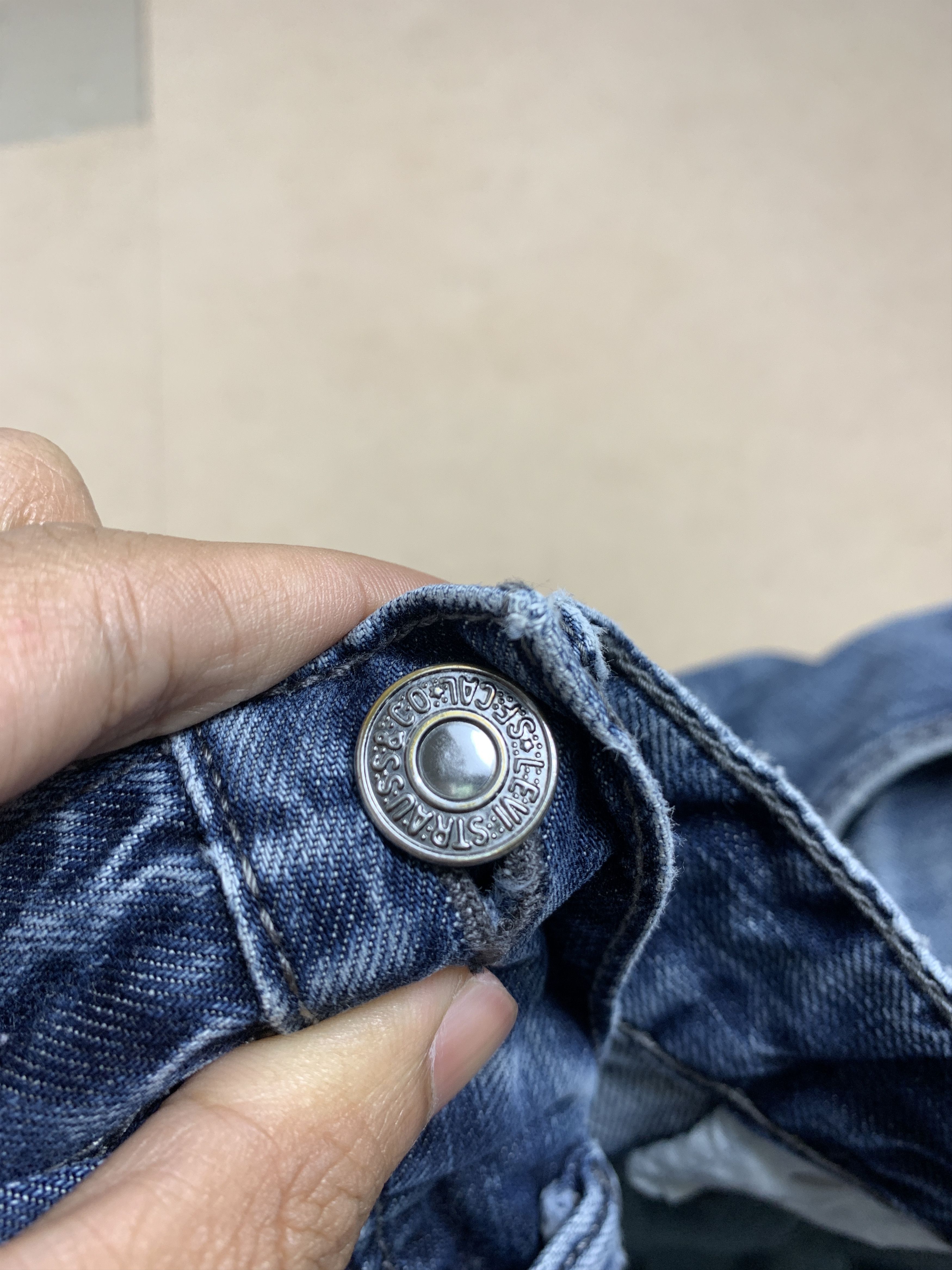 Levi's × Vintage Vintage Levis 569 Straight Cut Faded Blue Jeans Size US 36 / EU 52 - 14 Thumbnail
