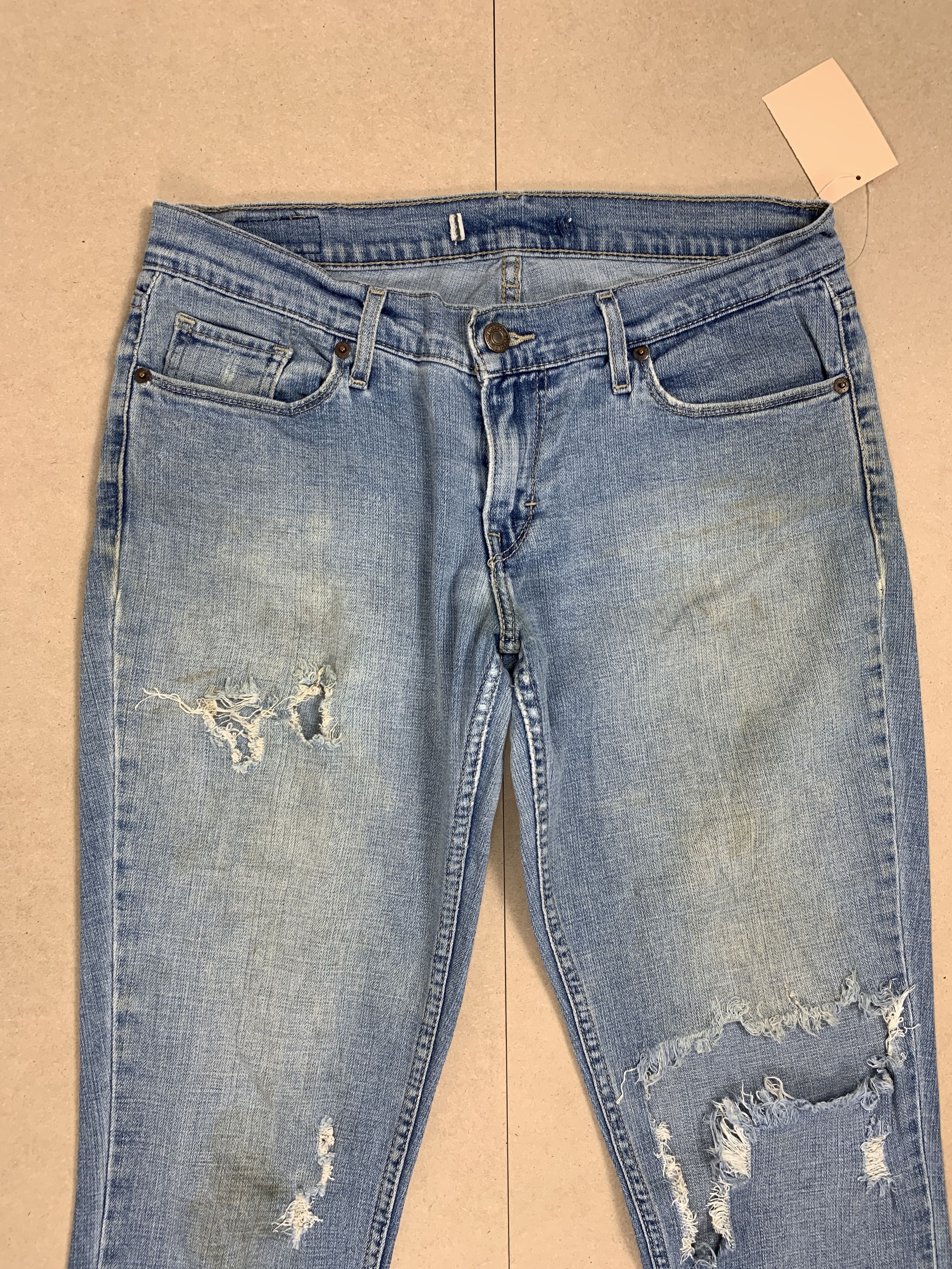 Levi's Vintage Levis Women Distressed Slim Fit Mid Wash Jeans P0274 Size 30" / US 8 / IT 44 - 4 Thumbnail