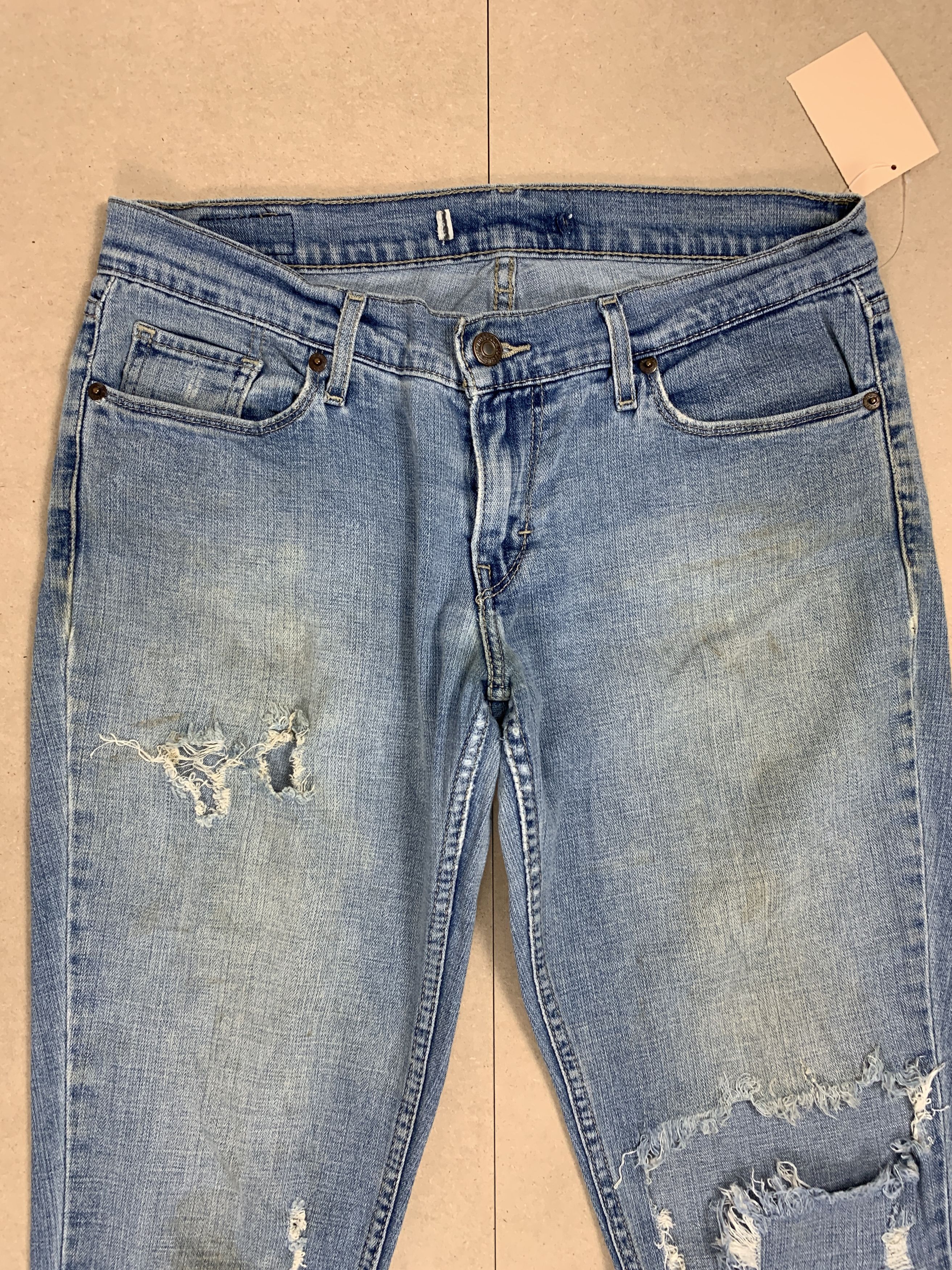 Levi's Vintage Levis Women Distressed Slim Fit Mid Wash Jeans P0274 Size 30" / US 8 / IT 44 - 2 Thumbnail