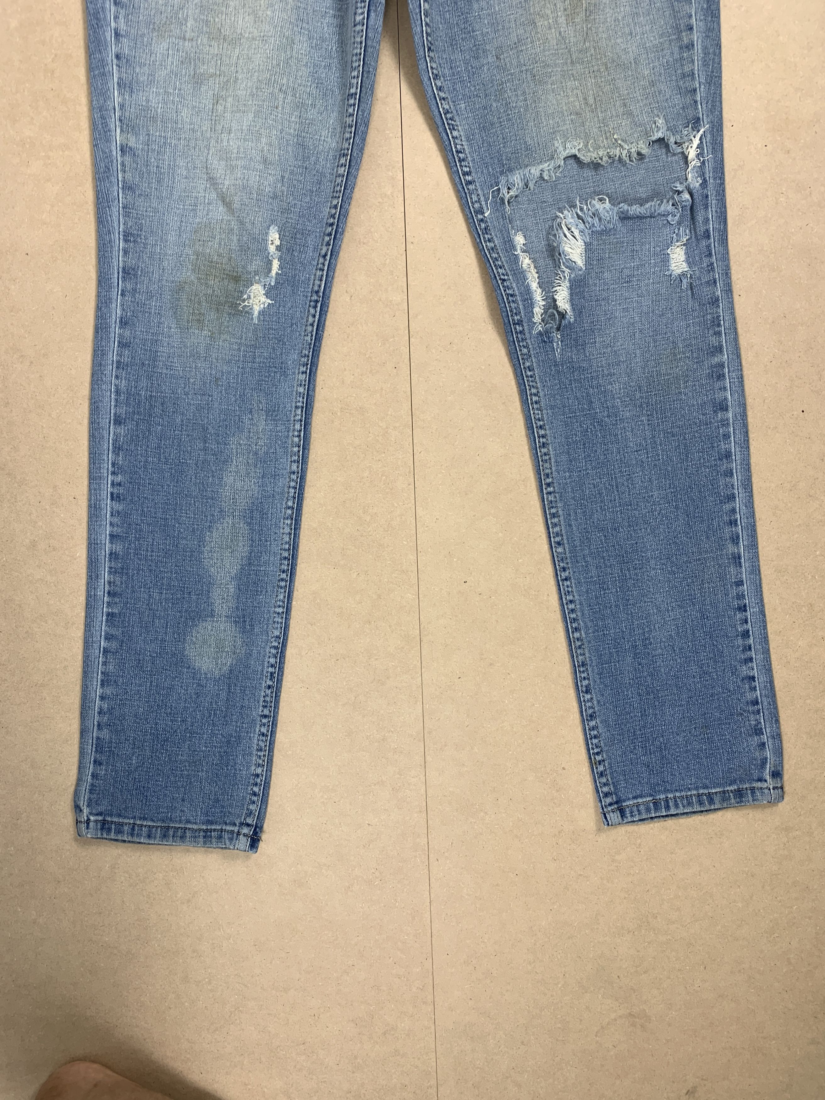 Levi's Vintage Levis Women Distressed Slim Fit Mid Wash Jeans P0274 Size 30" / US 8 / IT 44 - 5 Thumbnail