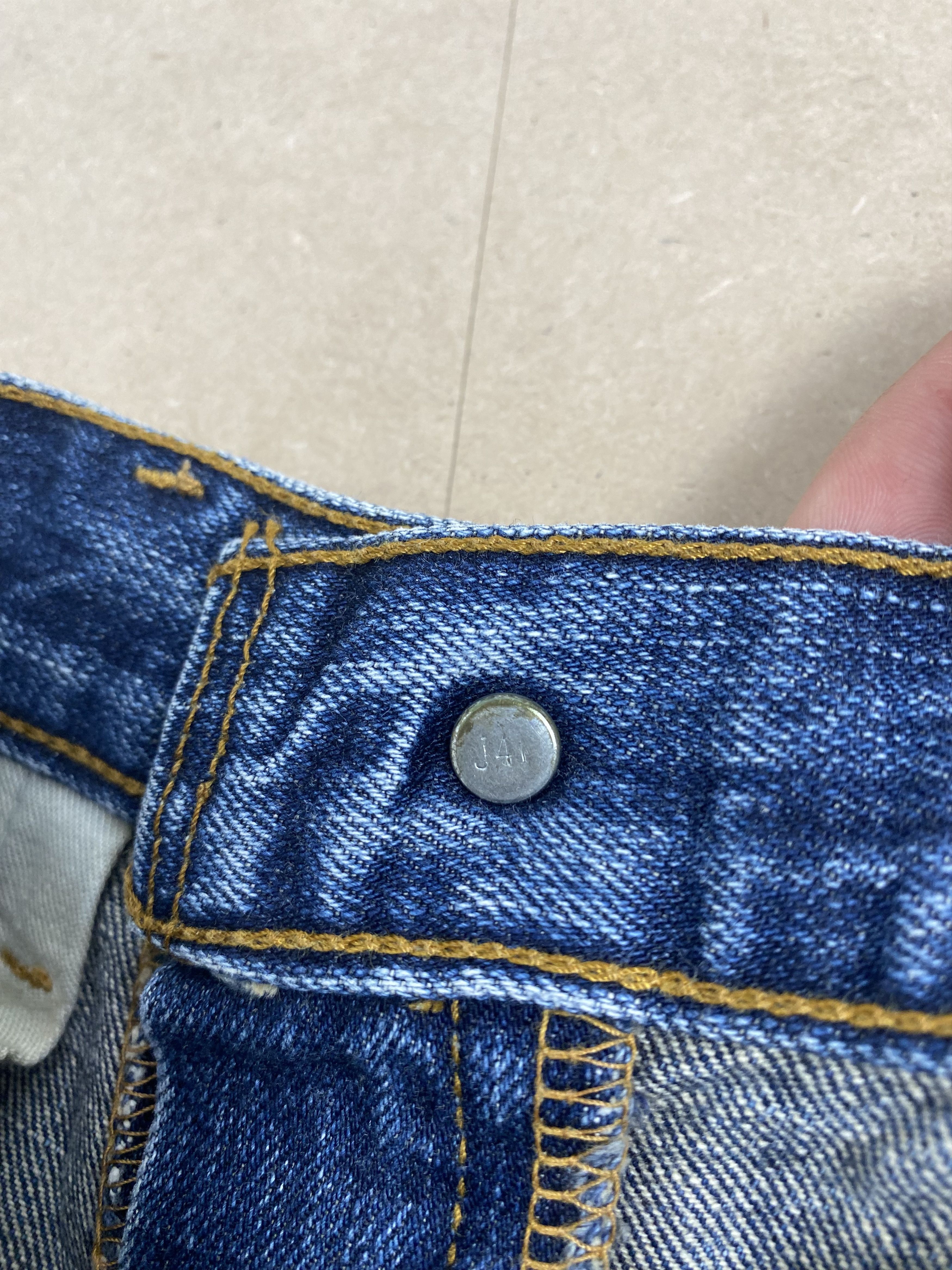 Levi's Vintage LEVI'S 517 Flared Boot Cut Faded Jeans P0414 Size US 34 / EU 50 - 9 Thumbnail