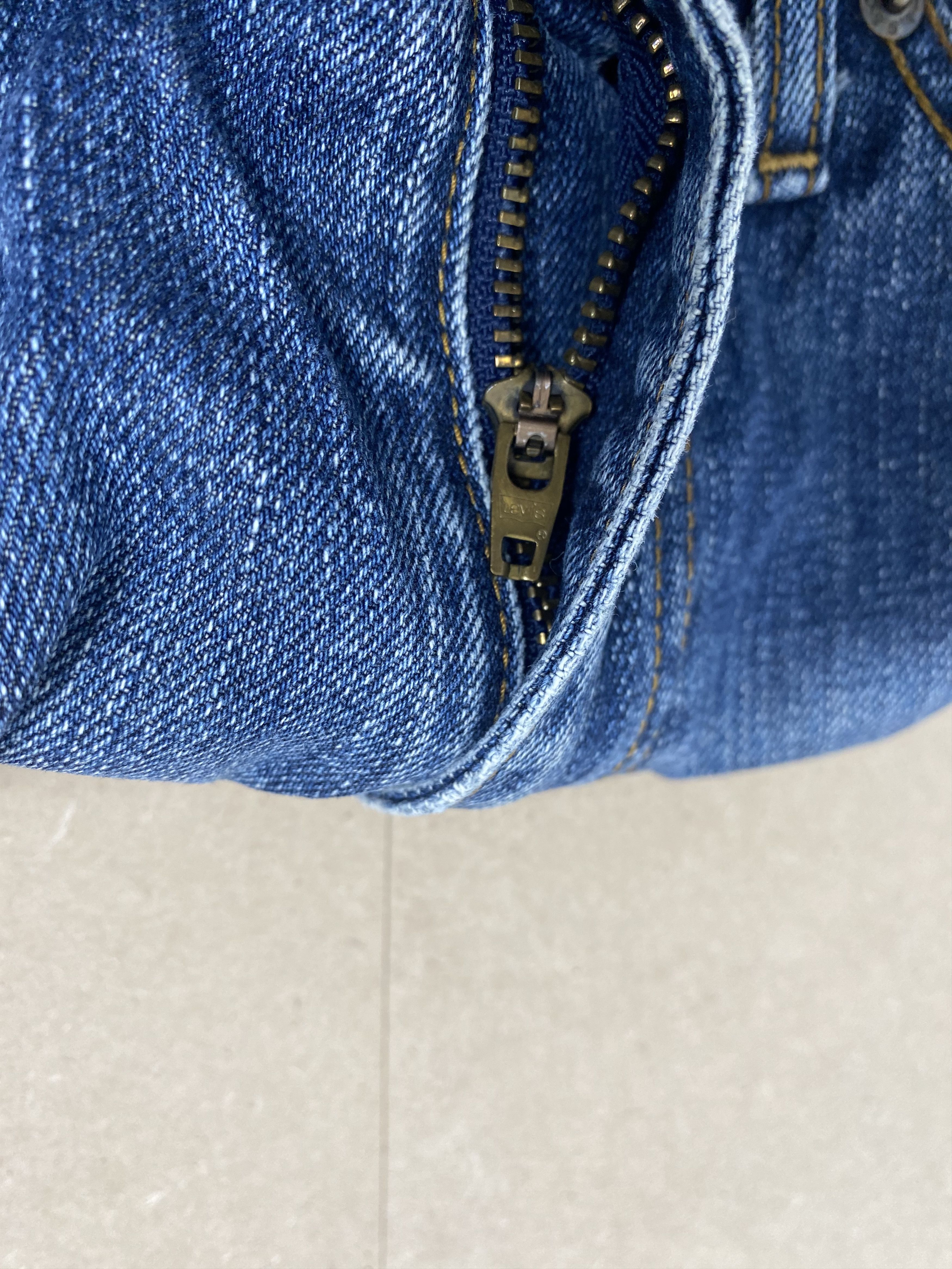 Levi's Vintage LEVI'S 517 Flared Boot Cut Faded Jeans P0414 Size US 34 / EU 50 - 11 Thumbnail
