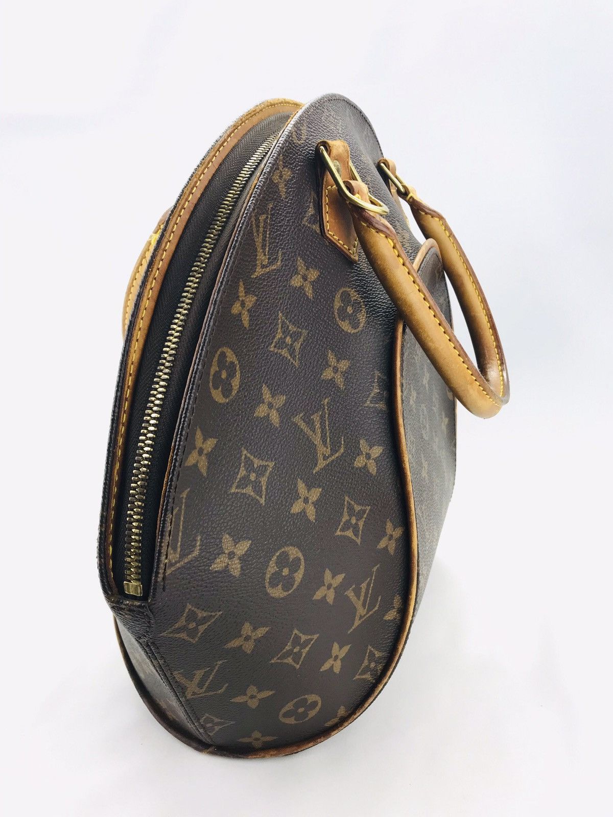 Louis Vuitton 🔥Rare🔥Auth Louis Vuitton Ellipse MM handbag Size ONE SIZE - 12 Thumbnail