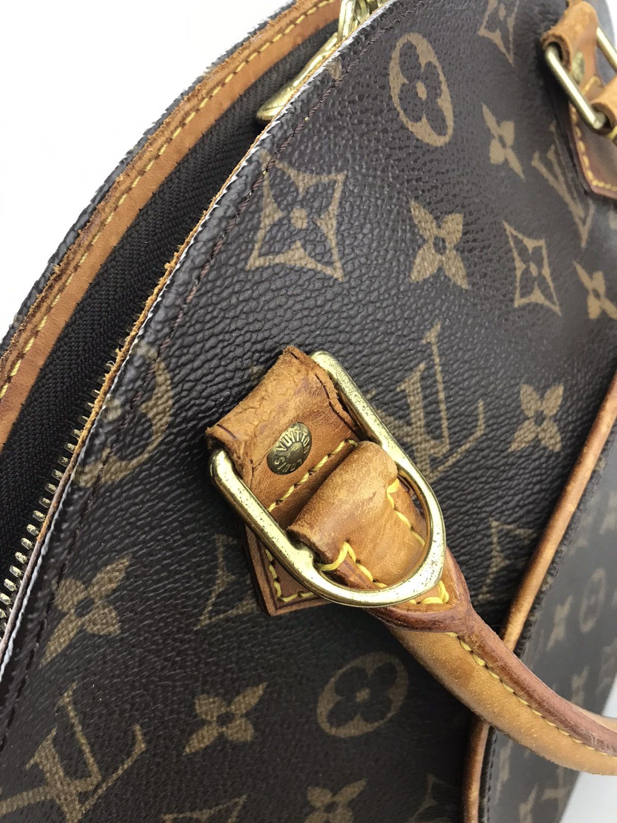 Louis Vuitton 🔥Rare🔥Auth Louis Vuitton Ellipse MM handbag Size ONE SIZE - 7 Thumbnail