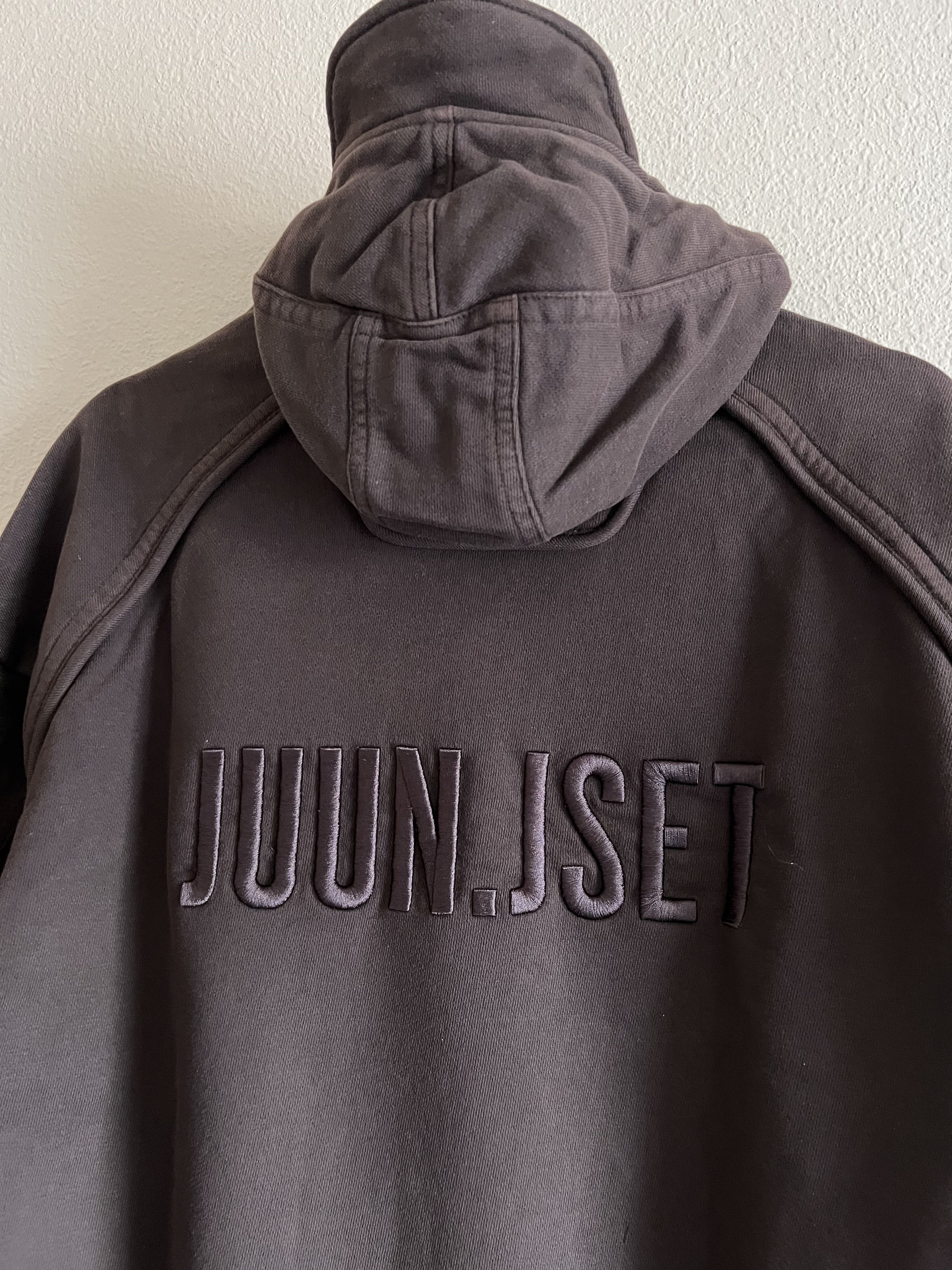 Juun.J Juun J Mask Pullover Hoodie in Brown Size US S / EU 44-46 / 1 - 8 Thumbnail