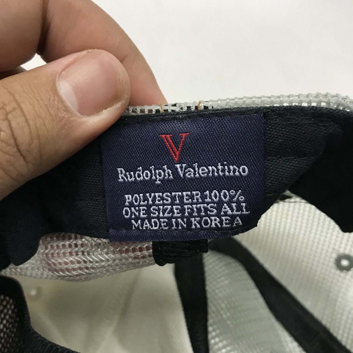 Designer Rudolph Valentino Trucker Hats Caps Size ONE SIZE - 7 Thumbnail
