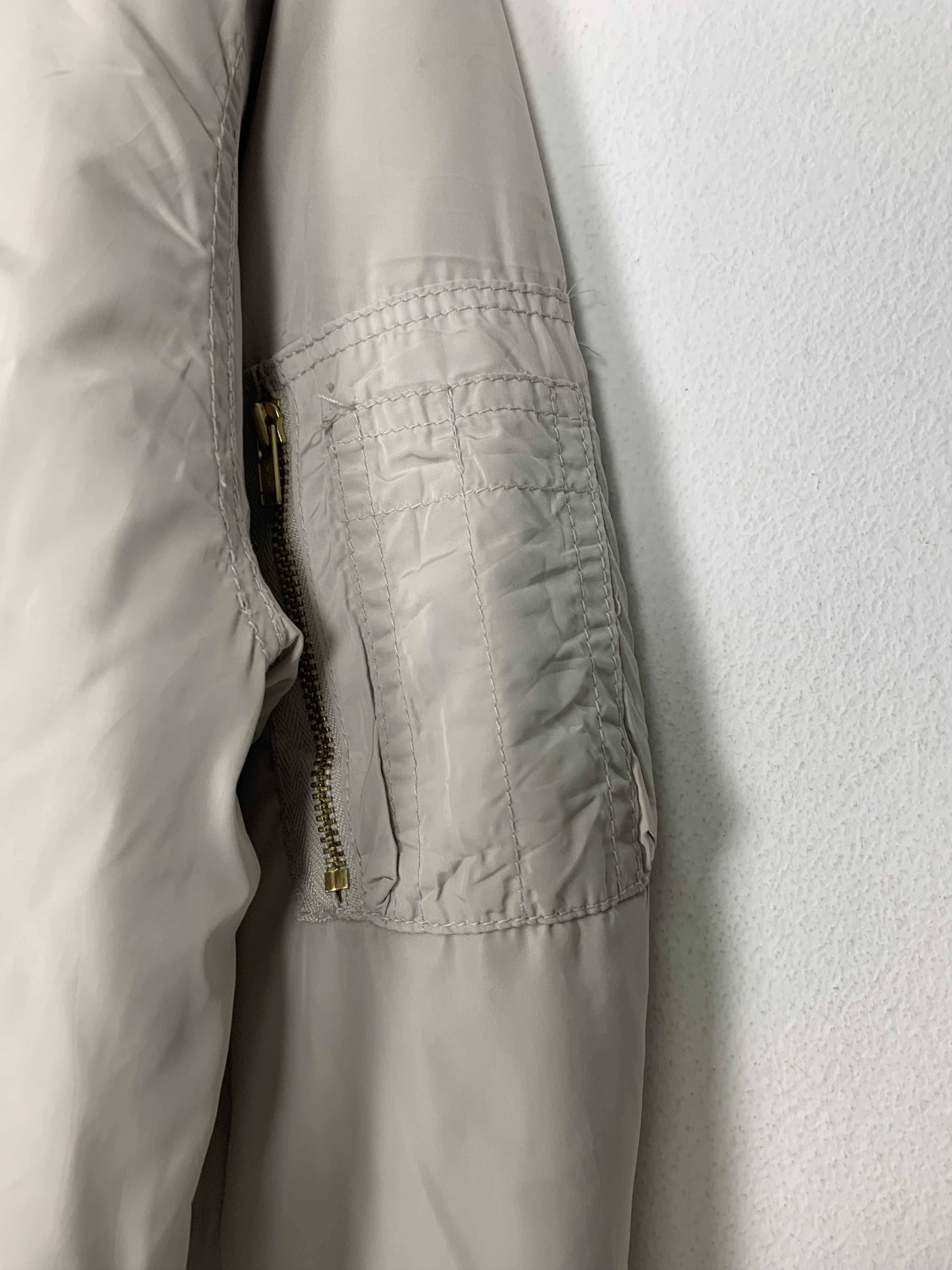Japanese Brand Vintage Earth Music Reversible Sherpa Bombers Jacket J1486 Size US S / EU 44-46 / 1 - 2 Thumbnail