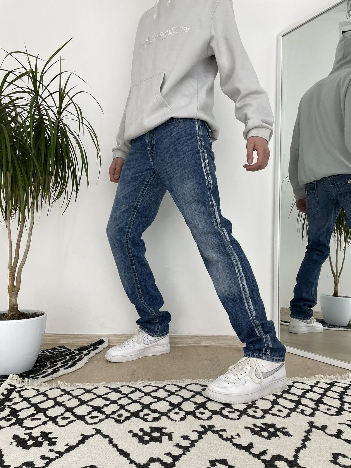 True Religion × Vintage Vintage True Reigion jeans rap fit Size US 31 - 2 Thumbnail