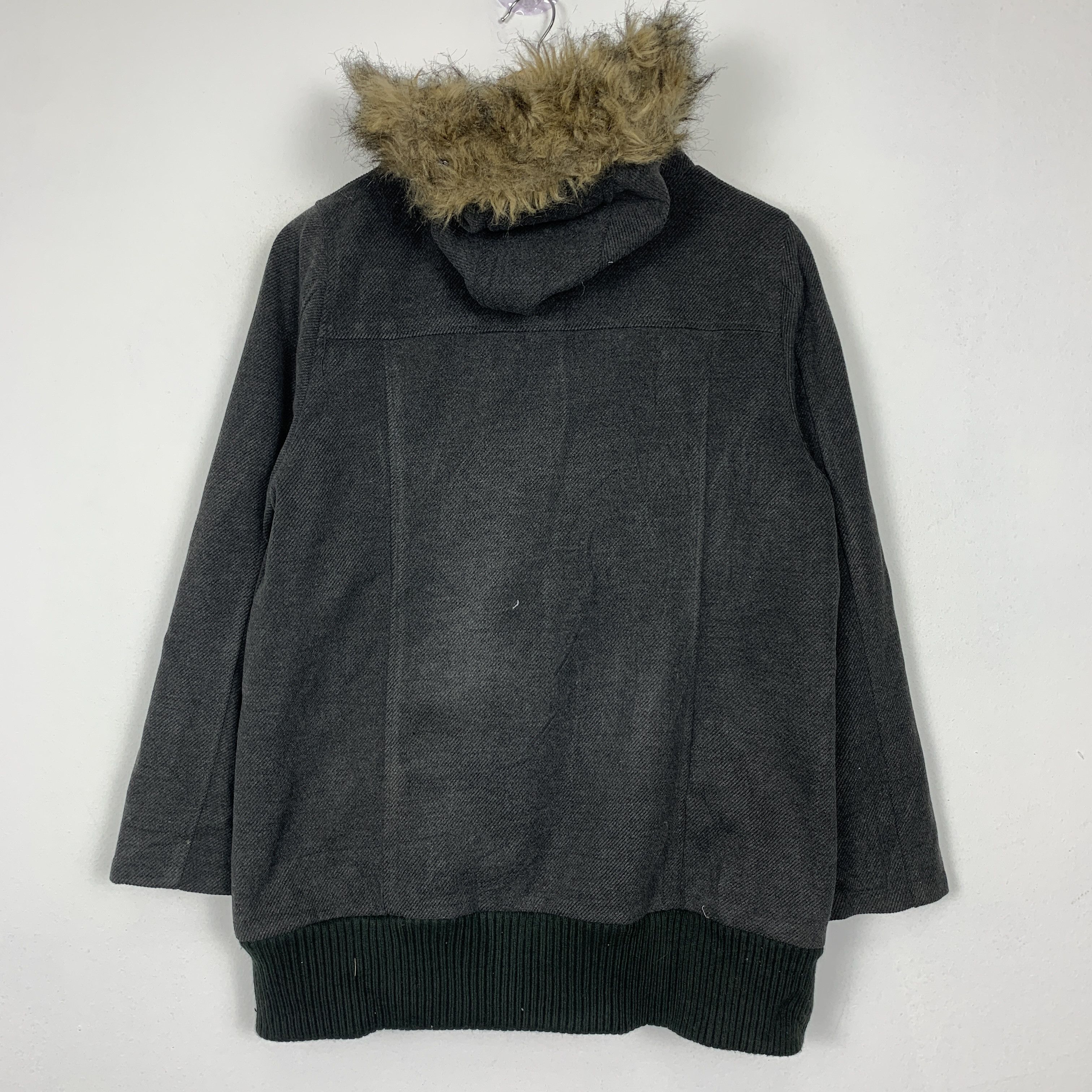 Japanese Brand Vintage Gleeful Multi Pocket Zip Up Fur Hoodie jacket J1466 Size US S / EU 44-46 / 1 - 7 Thumbnail