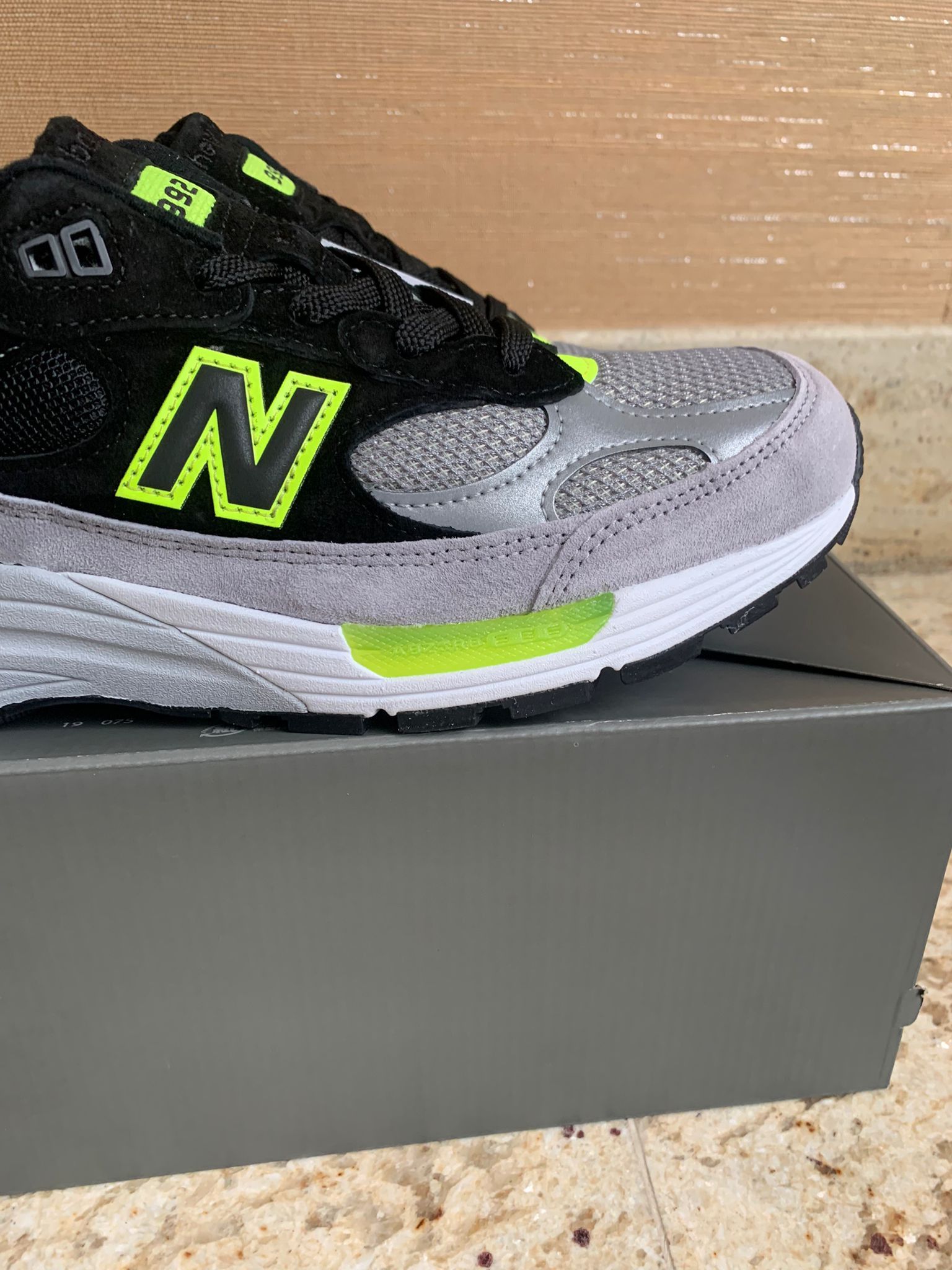 New Balance 992 Trainer Size US 9.5 / EU 42-43 - 9 Thumbnail
