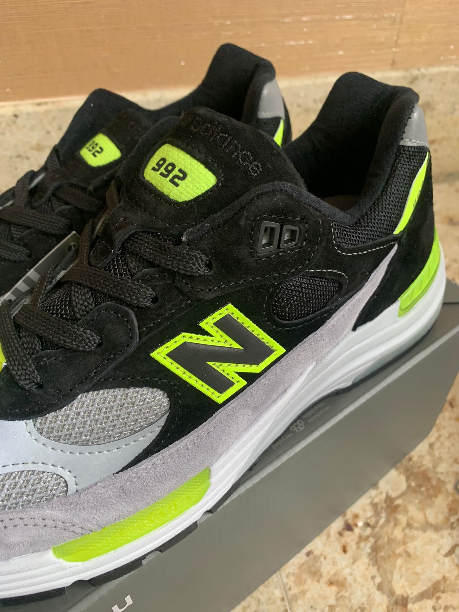 New Balance 992 Trainer Size US 9.5 / EU 42-43 - 5 Thumbnail