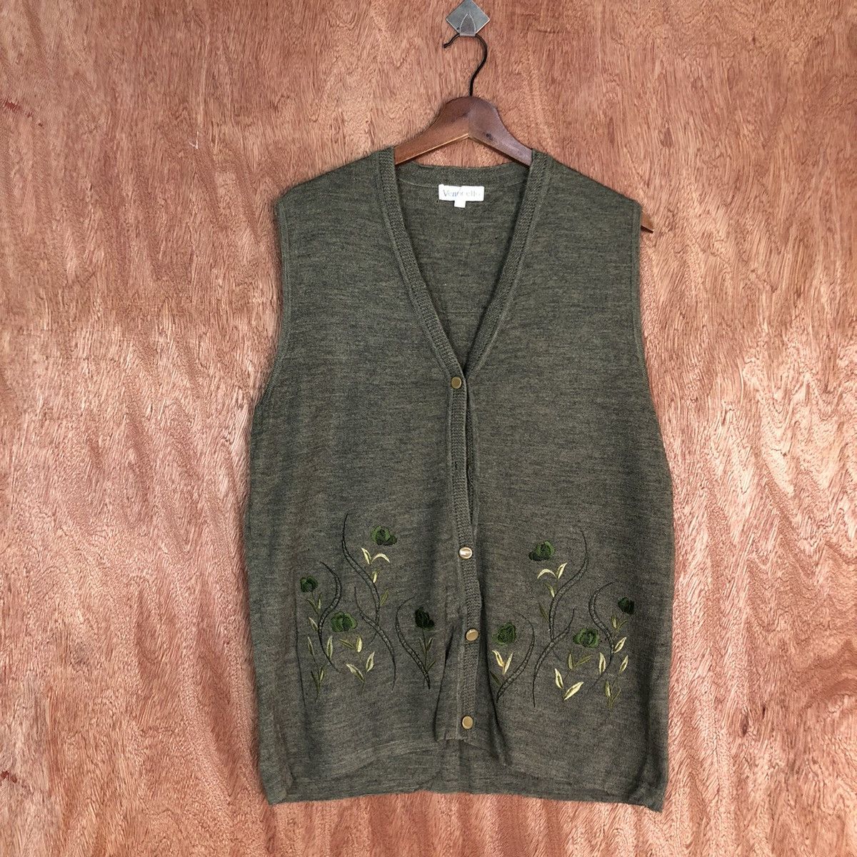 Vintage Venticello Green Knitwear Vest vintage #c910 Size US M / EU 48-50 / 2 - 3 Thumbnail