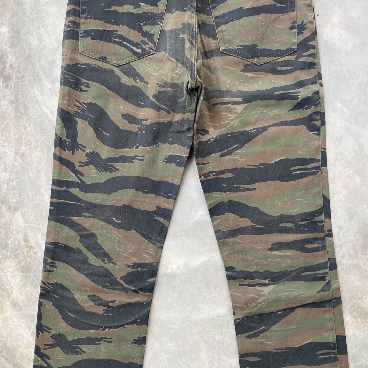 Hysteric Glamour × Japanese Brand Hysteric glamour jeans tiger stripe military style Size 28" / US 6 / IT 42 - 12 Thumbnail