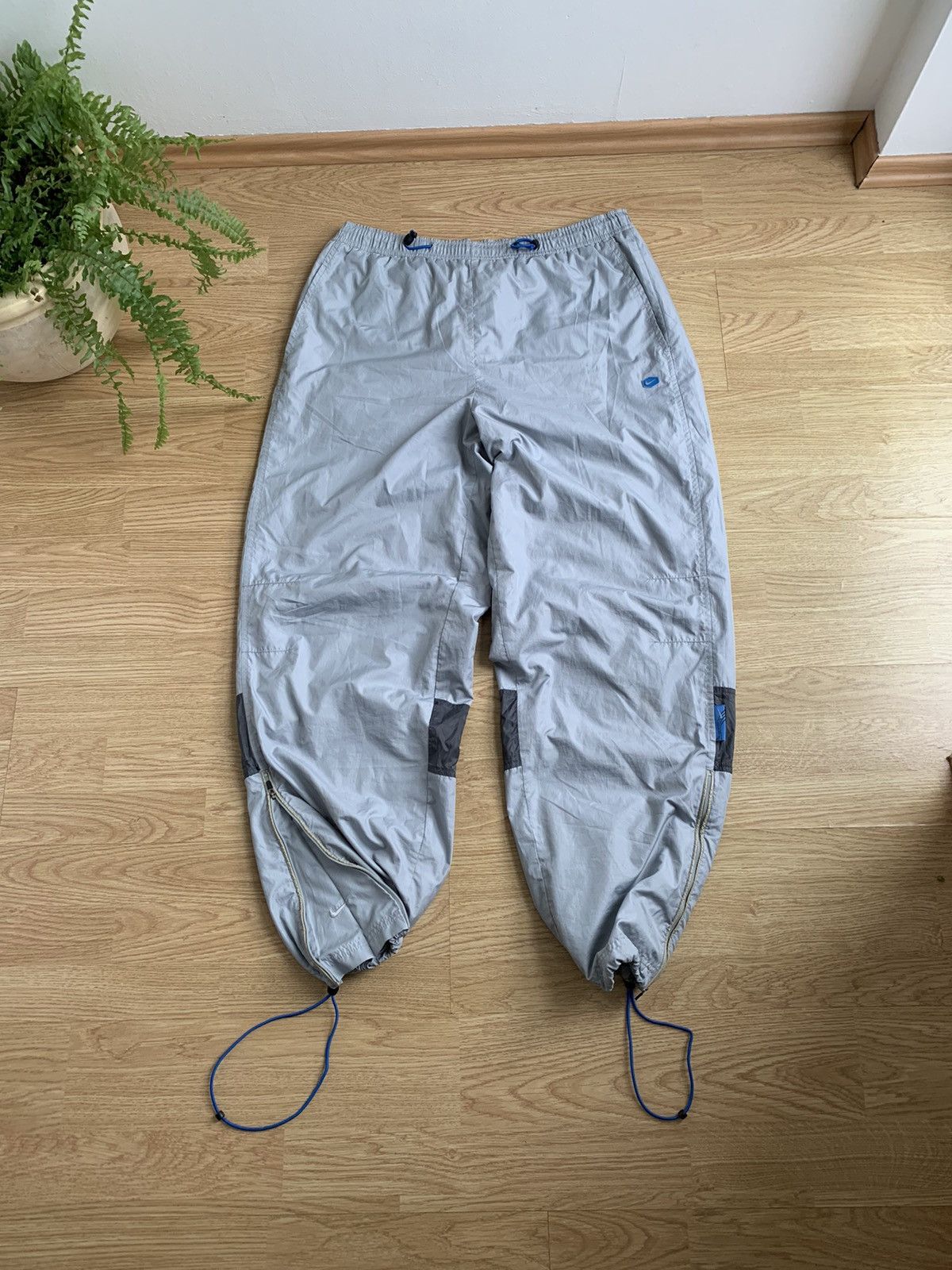 Nike Vintage y2k Nike TN Grey Track Pants Multi Swoosh Logo Drill Size US 34 / EU 50 - 1 Thumbnail