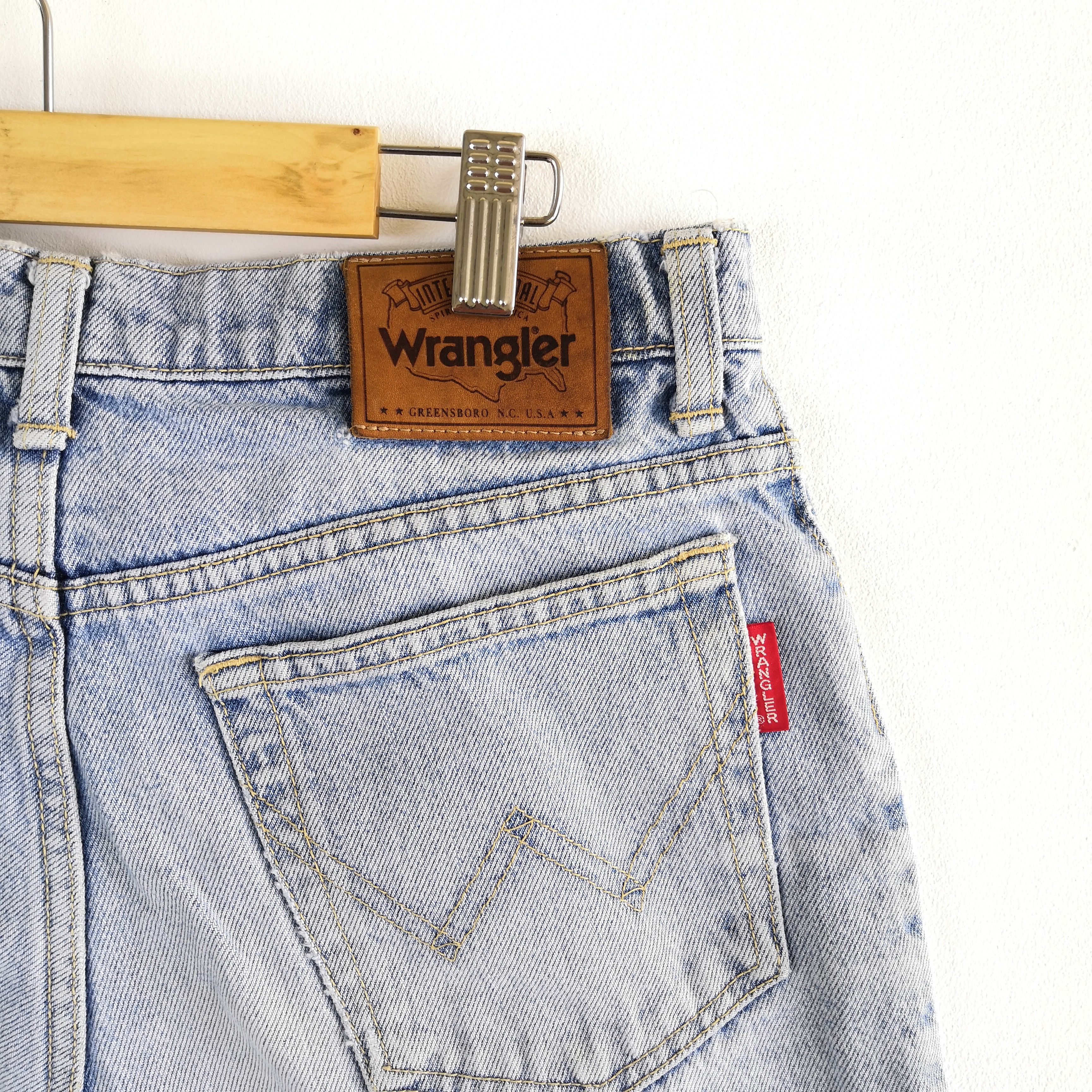 Wrangler Vintage 90s Wrangler Light Wash Jeans Wrangler Faded Denim Size 28" / US 6 / IT 42 - 7 Thumbnail