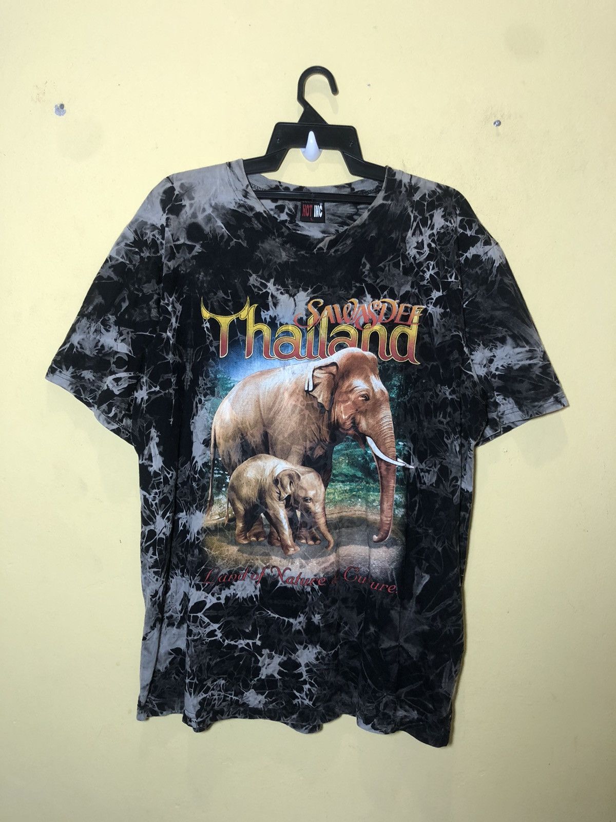 Other Animal tee Elephants THAILAND size L Size US L / EU 52-54 / 3 - 1 Thumbnail