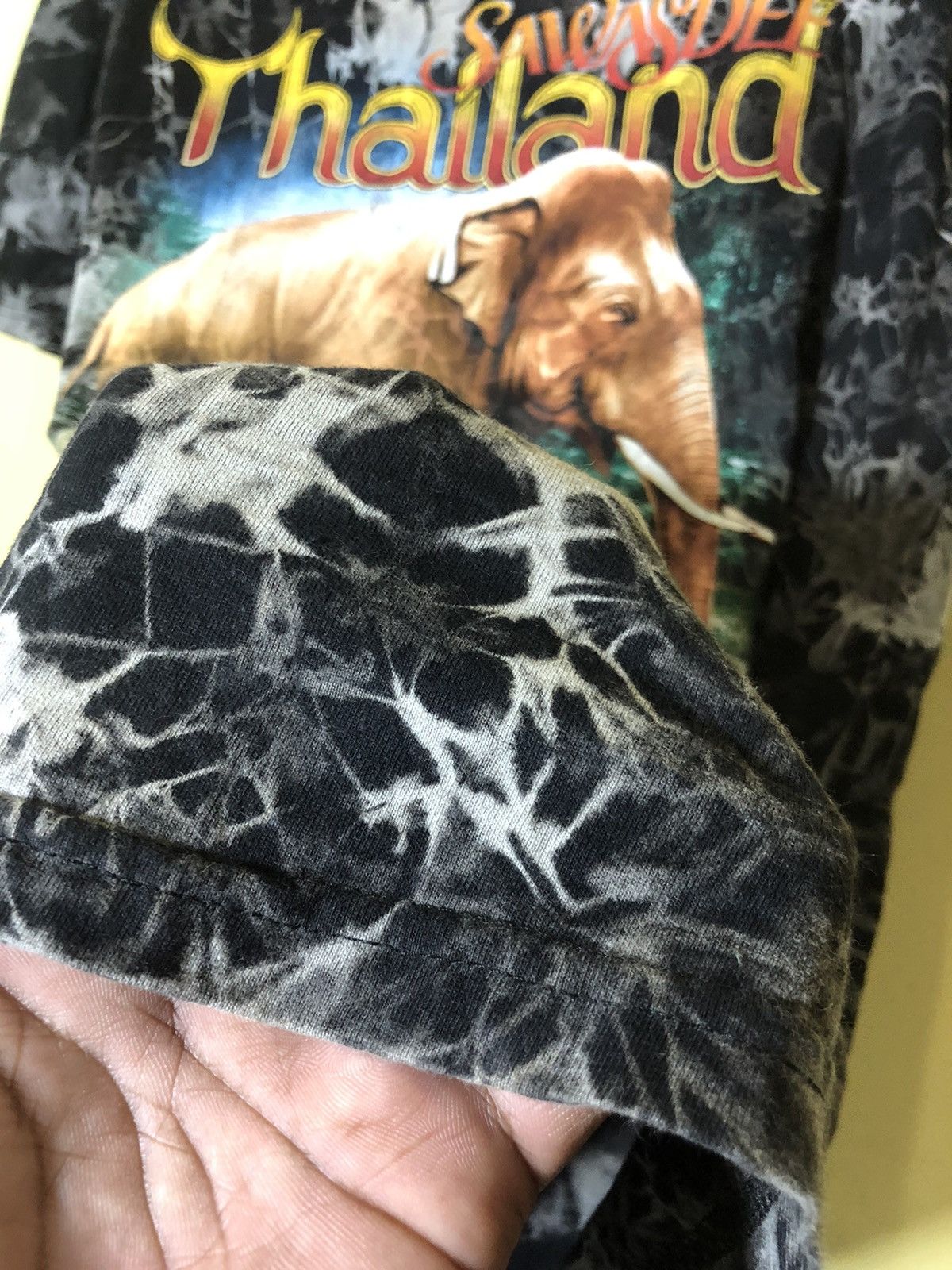 Other Animal tee Elephants THAILAND size L Size US L / EU 52-54 / 3 - 7 Thumbnail