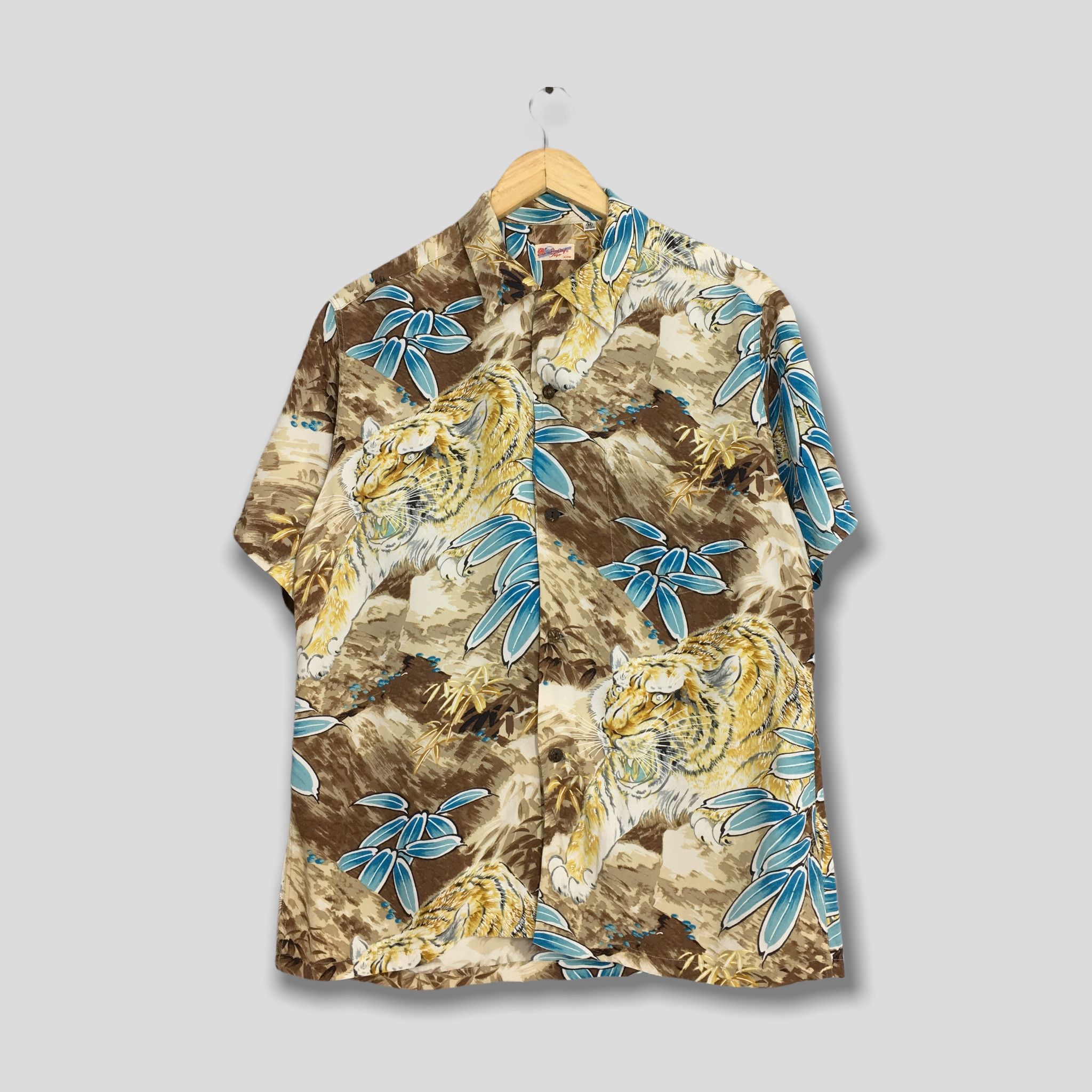 image of Hawaiian Shirt x Reyn Spooner Vintage Sun Surf Jungle Tiger Roar Aloha Rayon Shirt Medium, Men's