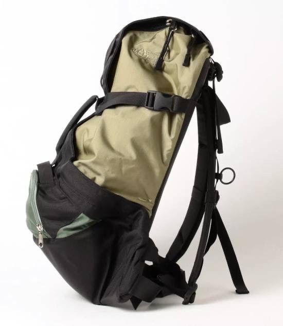 Arc'teryx × Beams Plus Arcteryx x Beams Sebring Crazy Pattern Backpack Japan Size ONE SIZE - 2 Thumbnail