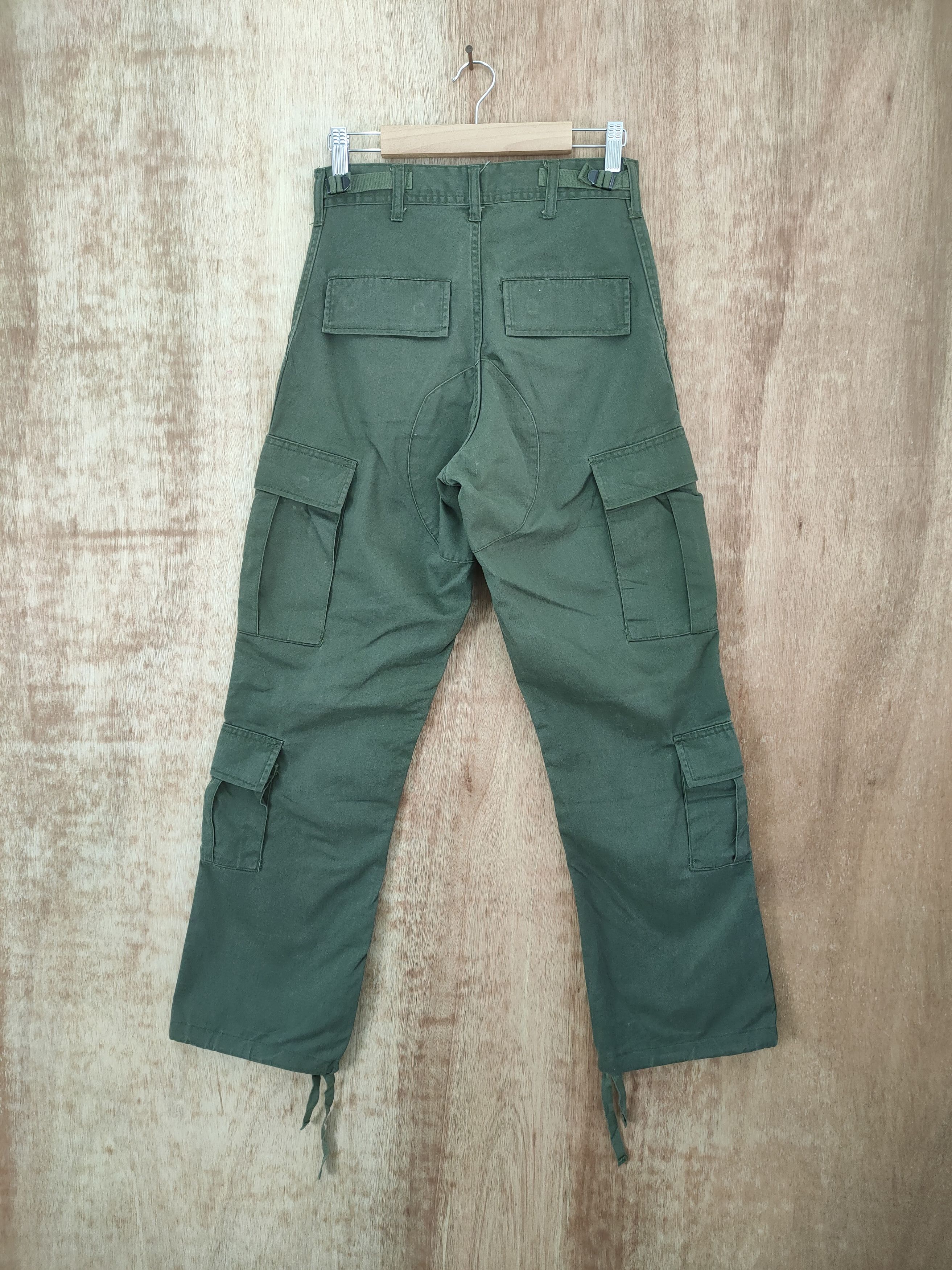 Japanese Brand VINTAGE MILITARY 8 POCKET CARGO PANTS Size US 26 / EU 42 - 5 Thumbnail