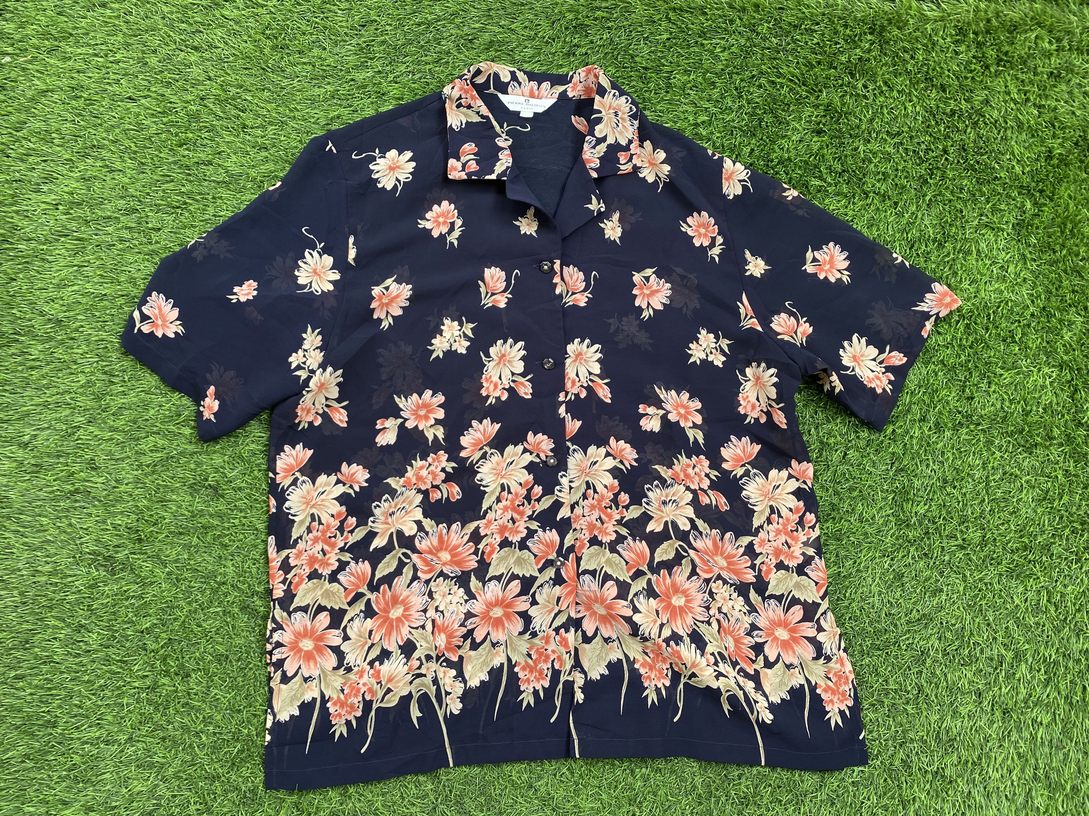 Pierre Balmain × Vintage Vintage Pierre Balmain Hawaaiian Summer Flower Shirt Size US L / EU 52-54 / 3 - 1 Thumbnail