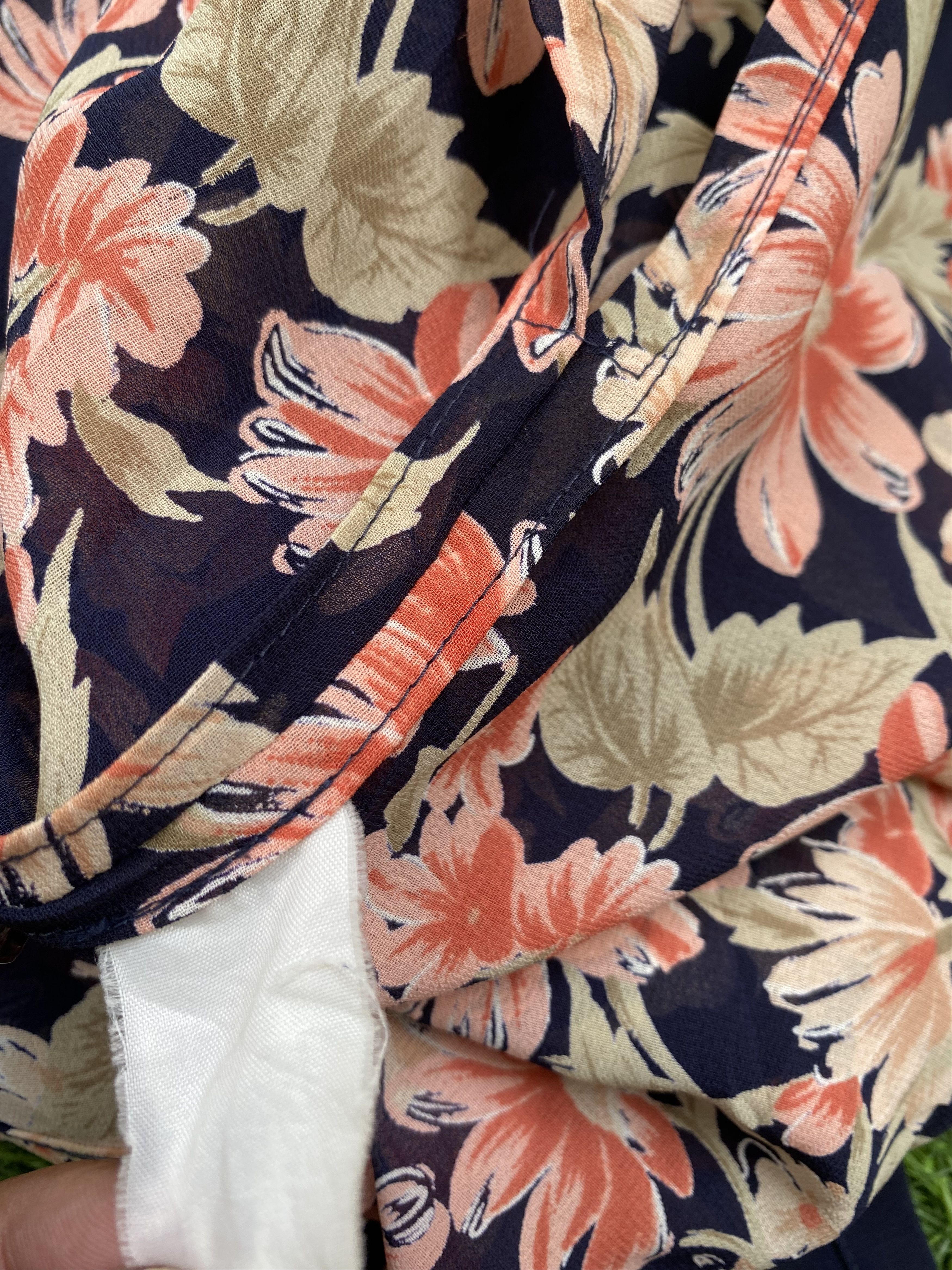 Pierre Balmain × Vintage Vintage Pierre Balmain Hawaaiian Summer Flower Shirt Size US L / EU 52-54 / 3 - 5 Thumbnail