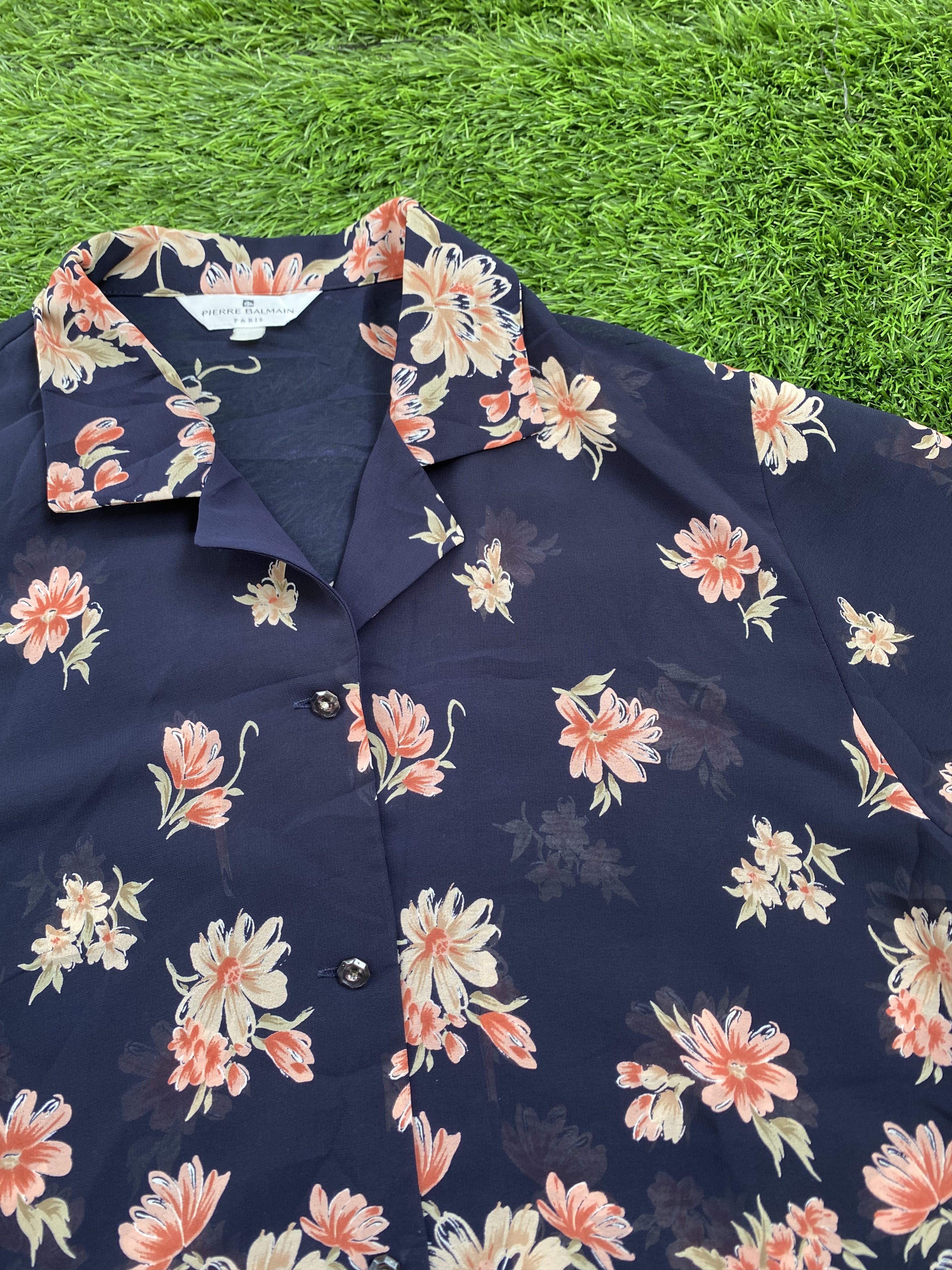 Pierre Balmain × Vintage Vintage Pierre Balmain Hawaaiian Summer Flower Shirt Size US L / EU 52-54 / 3 - 2 Thumbnail