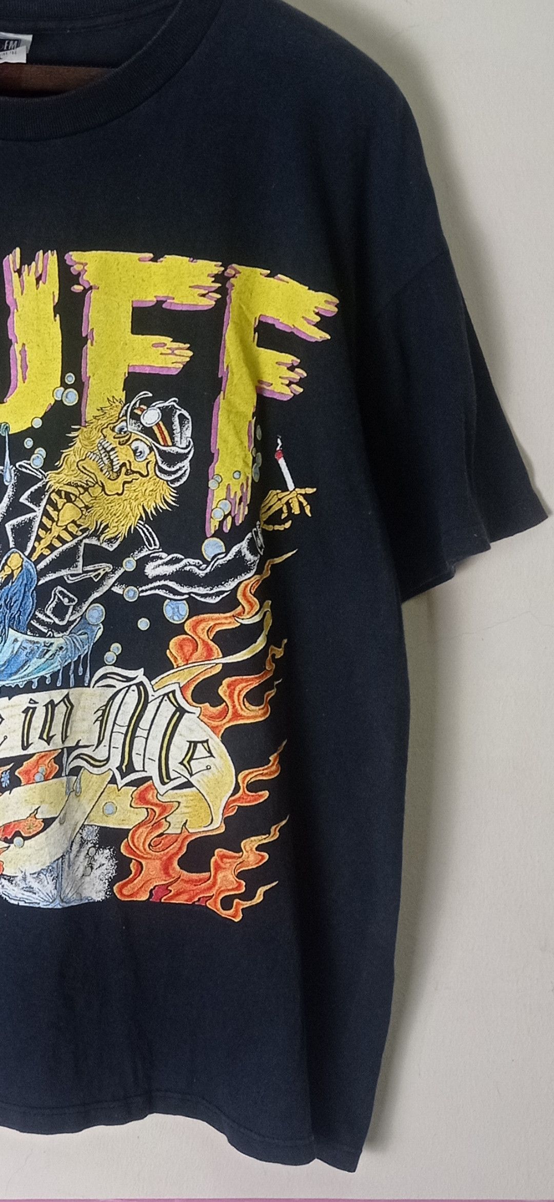 Band Tees Duff McKagan 1993 Believe In Me Japan Tour Vintage Tee Size US XL / EU 56 / 4 - 4 Thumbnail