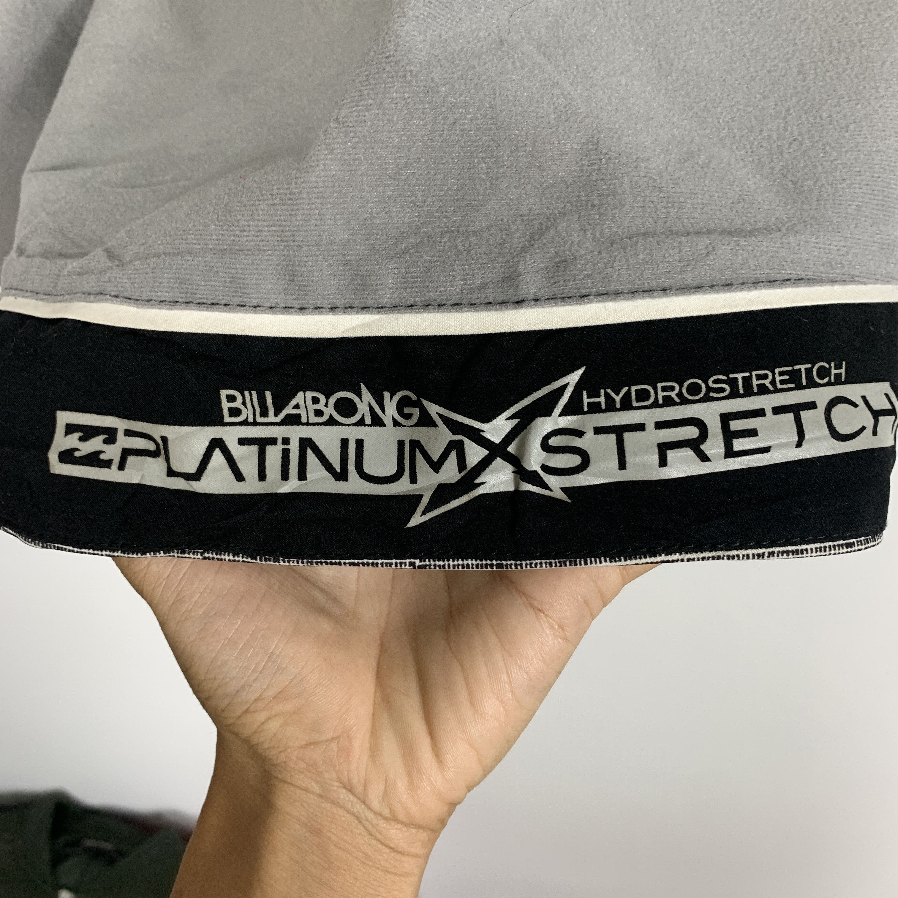 Billabong Vintage BILLABONG Hoodie Windbreaker Jacket J0832 Size US M / EU 48-50 / 2 - 8 Thumbnail