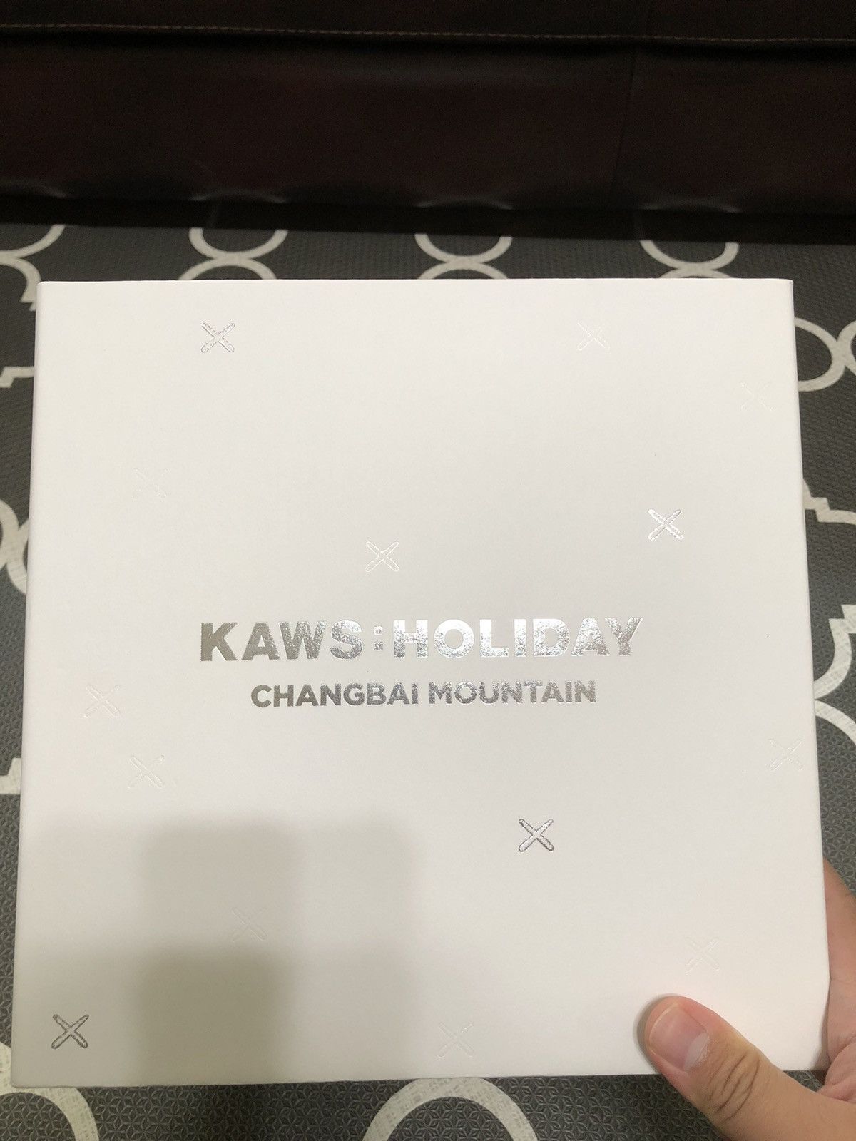 Kaws Kaws Holiday Changbai Mountain Snow Globe Size ONE SIZE - 8 Thumbnail