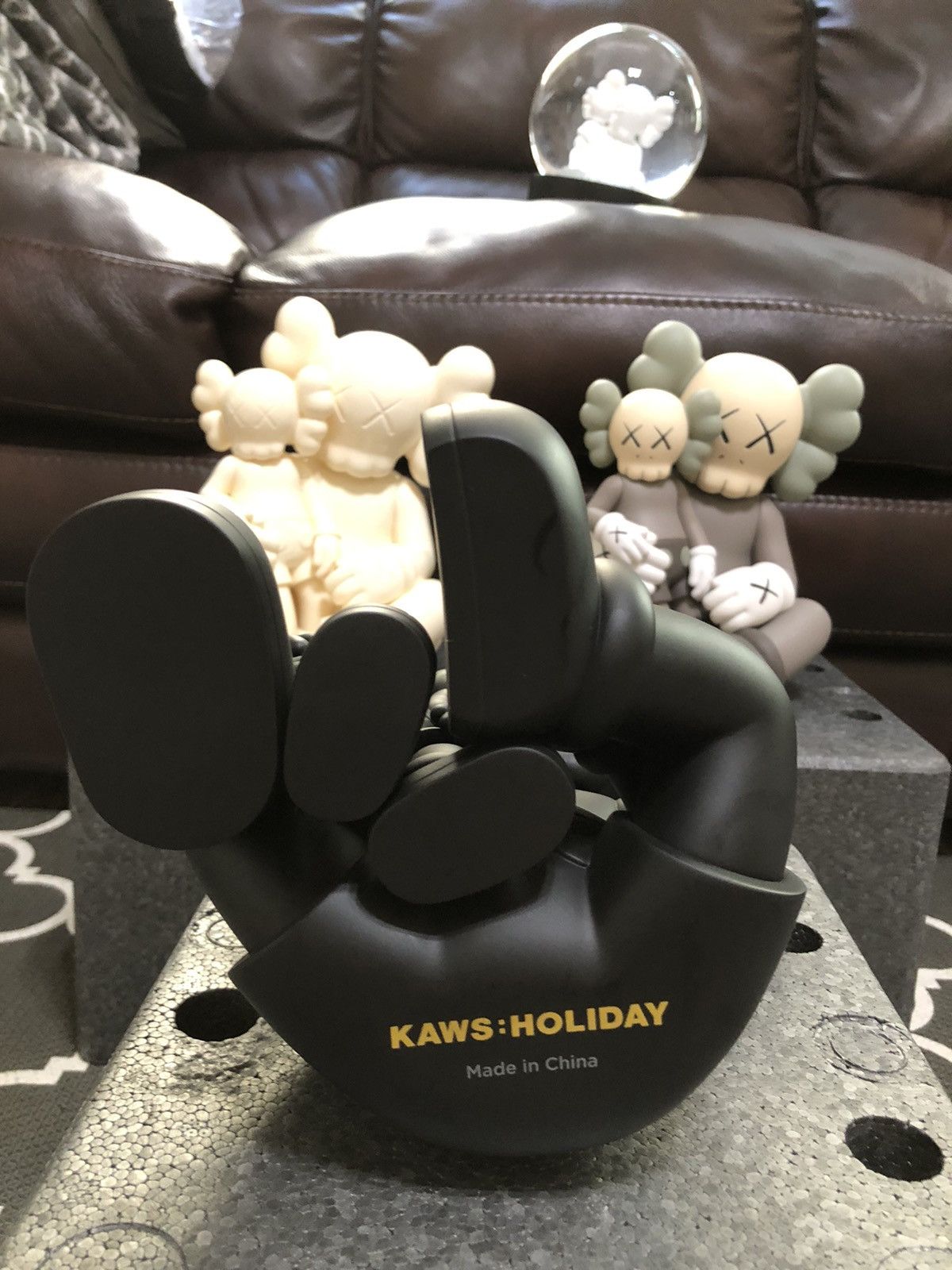 Kaws Kaws Holiday Changbai Mountain Vinyl Figure Black Size ONE SIZE - 3 Thumbnail