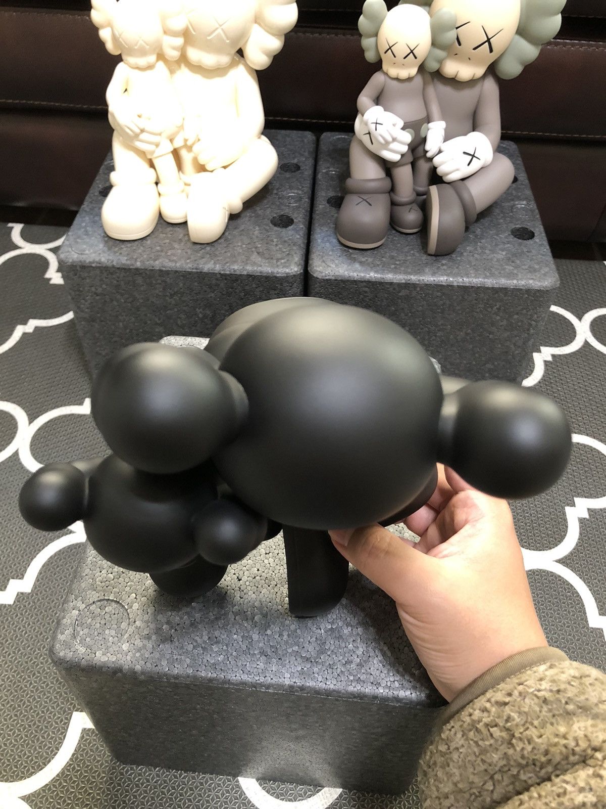 Kaws Kaws Holiday Changbai Mountain Vinyl Figure Black Size ONE SIZE - 2 Thumbnail