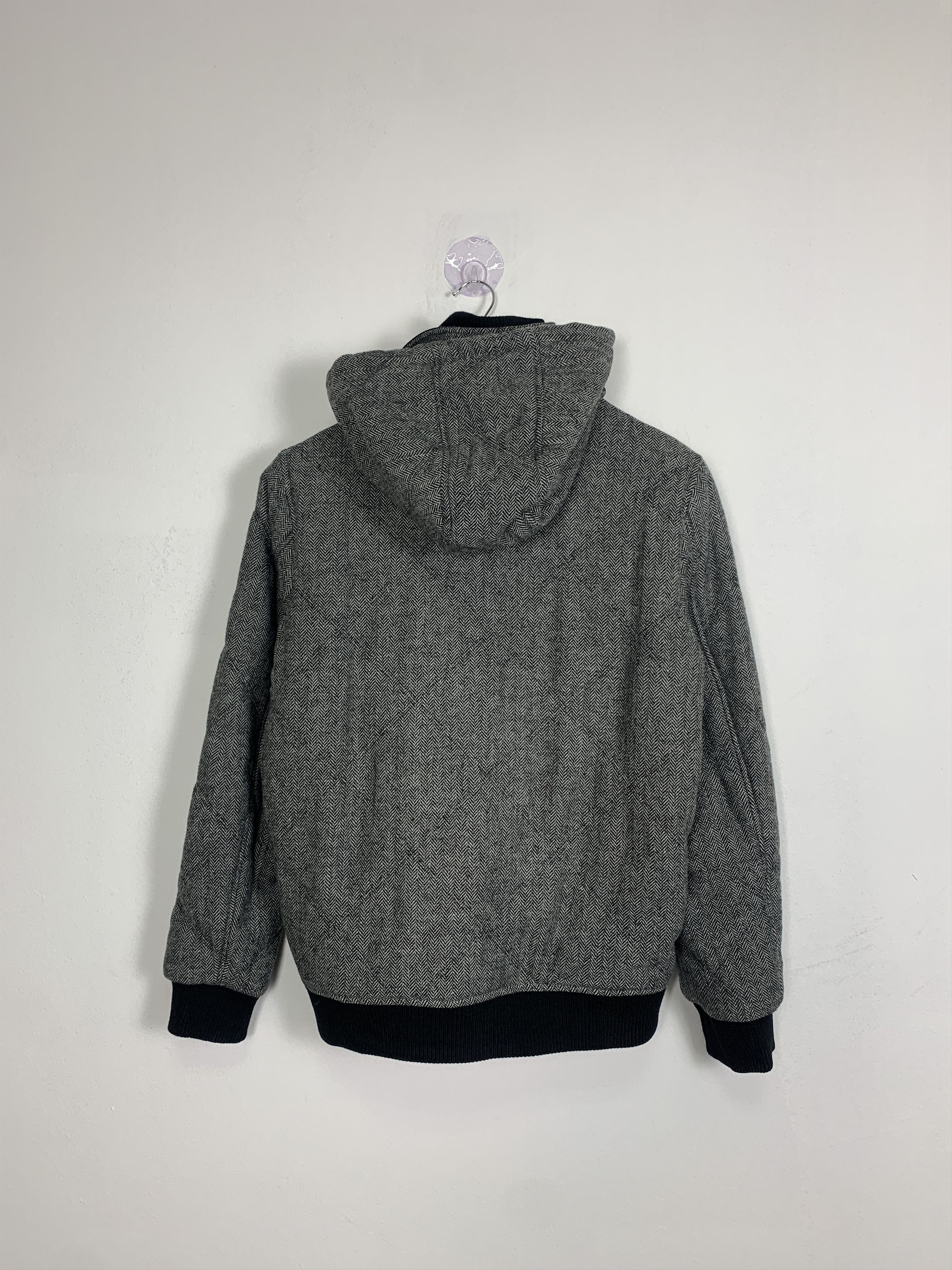 Japanese Brand Vintage Japanese Brand Hoodie Zip Up Jacket J0861 Size US S / EU 44-46 / 1 - 2 Thumbnail
