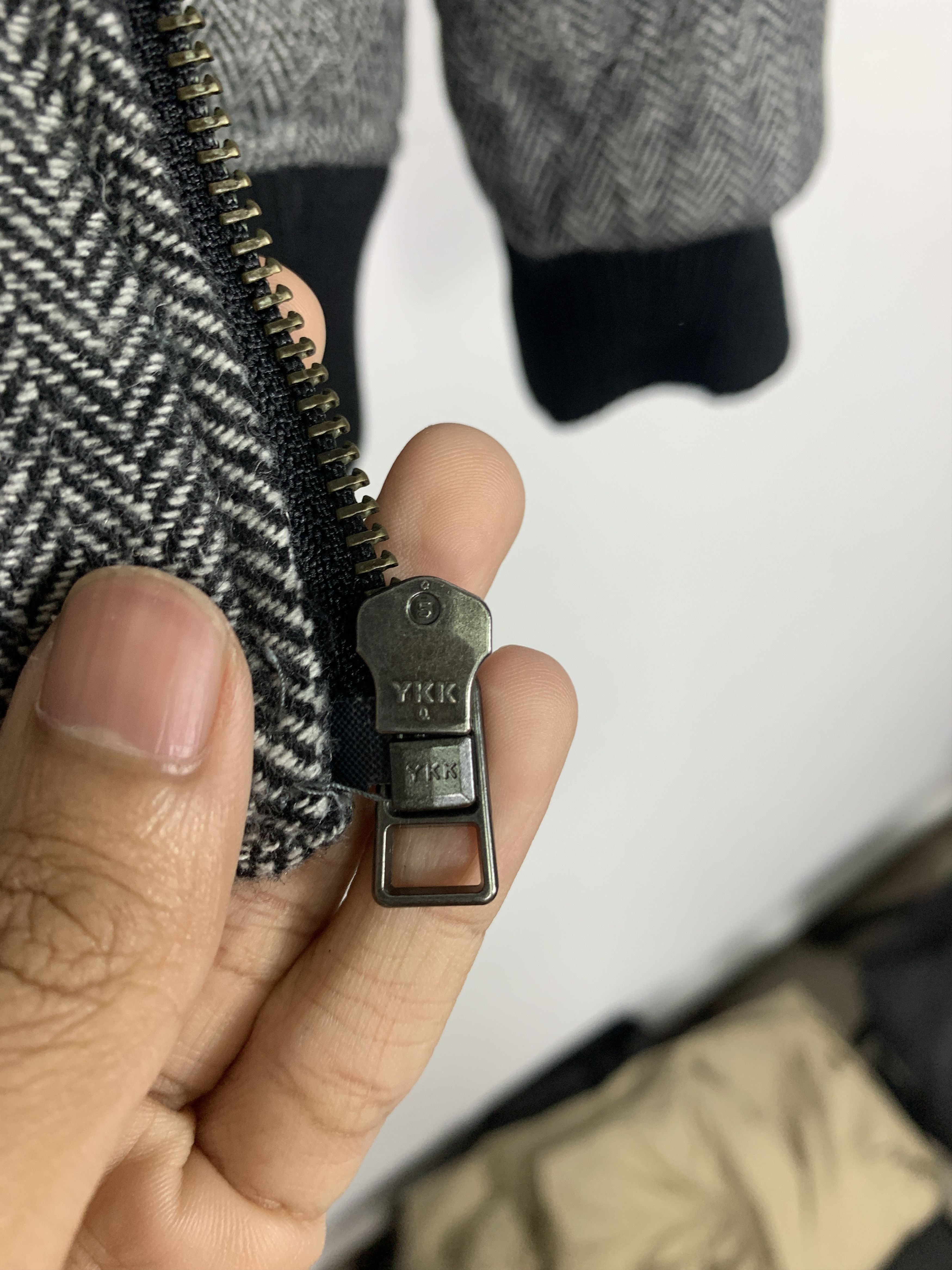 Japanese Brand Vintage Japanese Brand Hoodie Zip Up Jacket J0861 Size US S / EU 44-46 / 1 - 13 Thumbnail