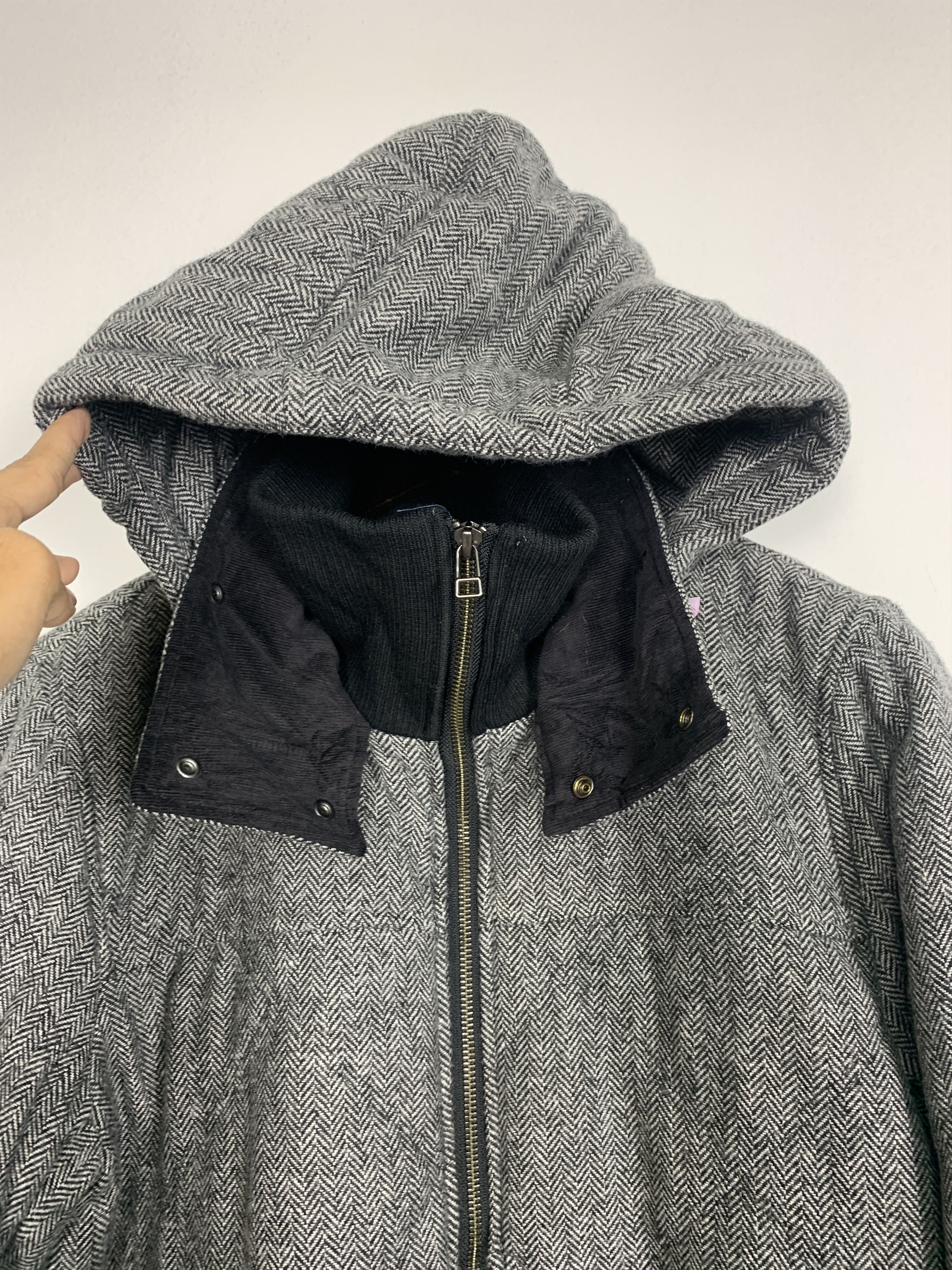 Japanese Brand Vintage Japanese Brand Hoodie Zip Up Jacket J0861 Size US S / EU 44-46 / 1 - 10 Thumbnail