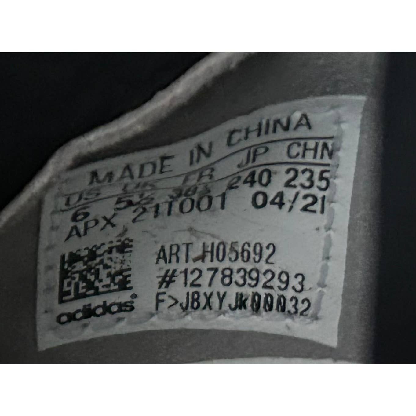 adidas Y-3 Qisan Cozy Black Core White Size 8 Women