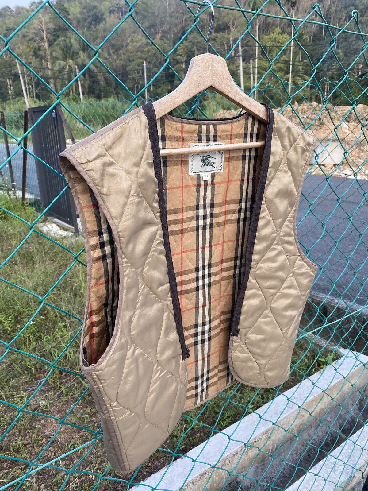 image of Archival Clothing x Burberry Steals Burberrys' Nova Check Liner Quilted Jacket, Men's (Size Medium)