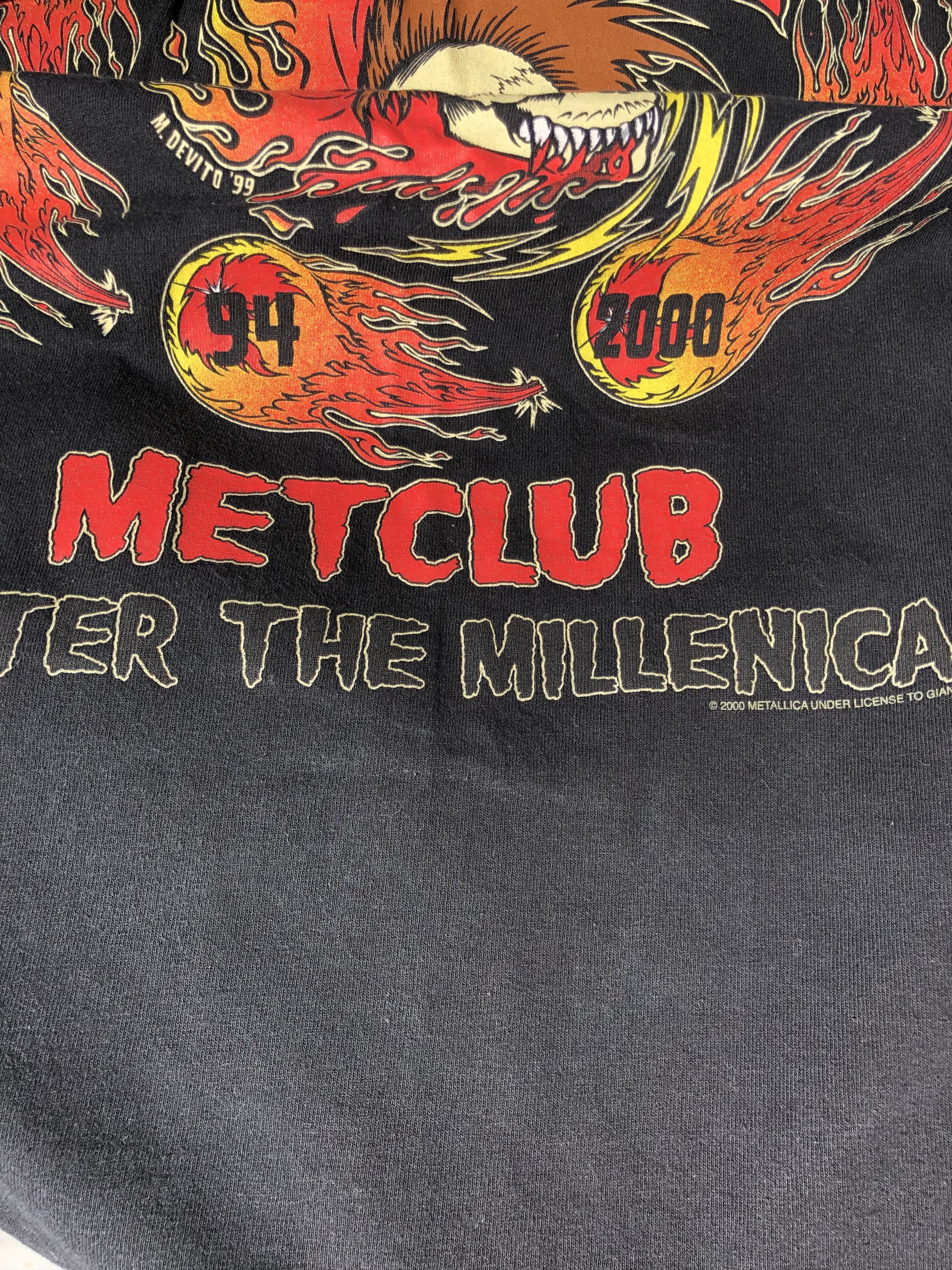 Band Tees Vintage 2000 Metallica (Pink Floyd Sabbath Iron Maiden) Size US L / EU 52-54 / 3 - 8 Thumbnail
