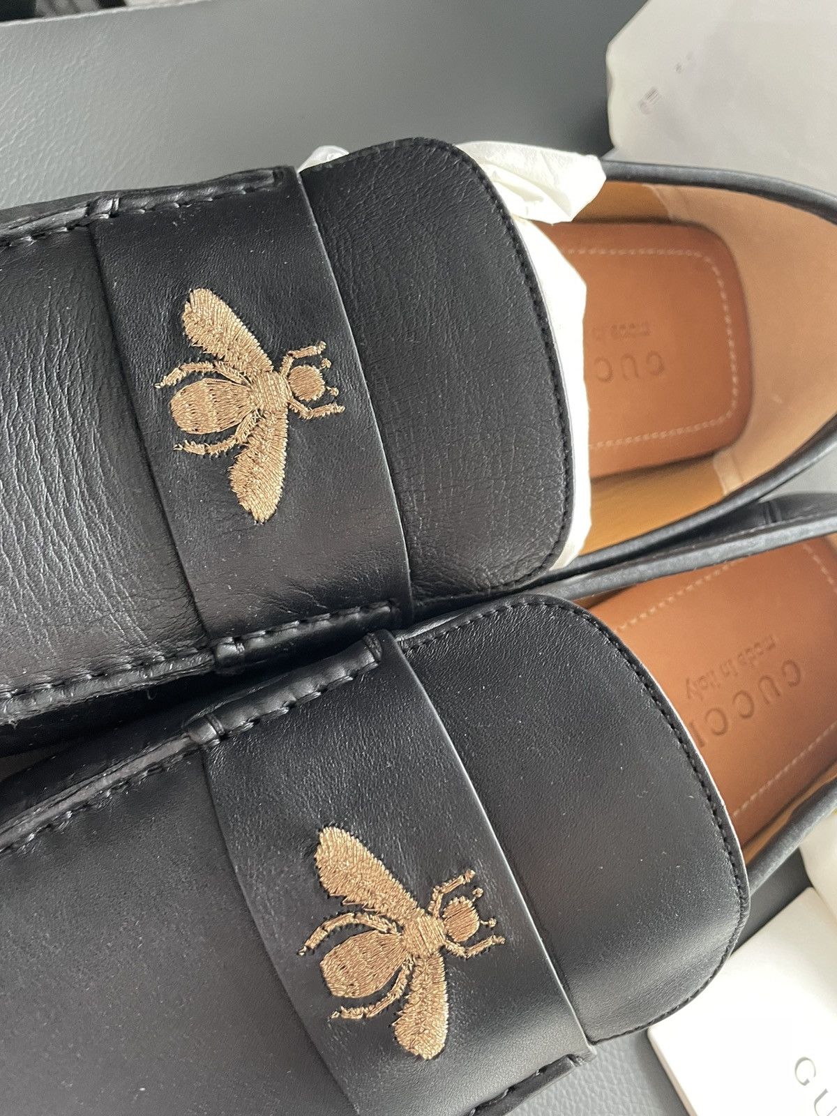 Gucci Rare Iconic Brand New Runway Velvety Bee Leather Loafer Shoe Size US 9 / EU 42 - 12 Thumbnail