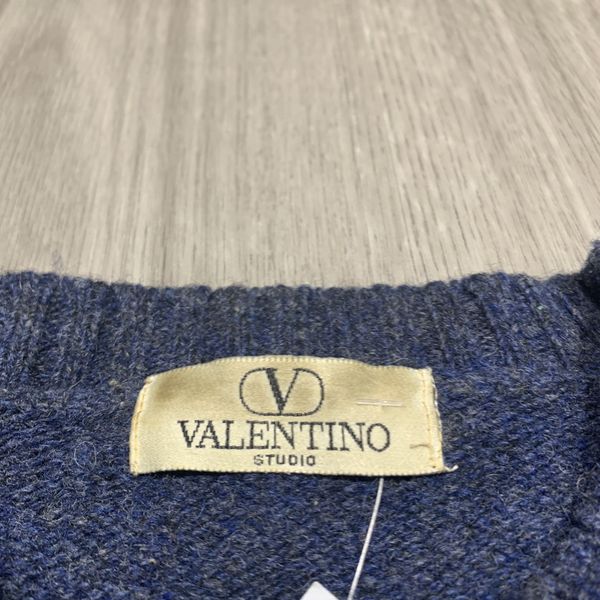 Vintage valentino outlet sweater