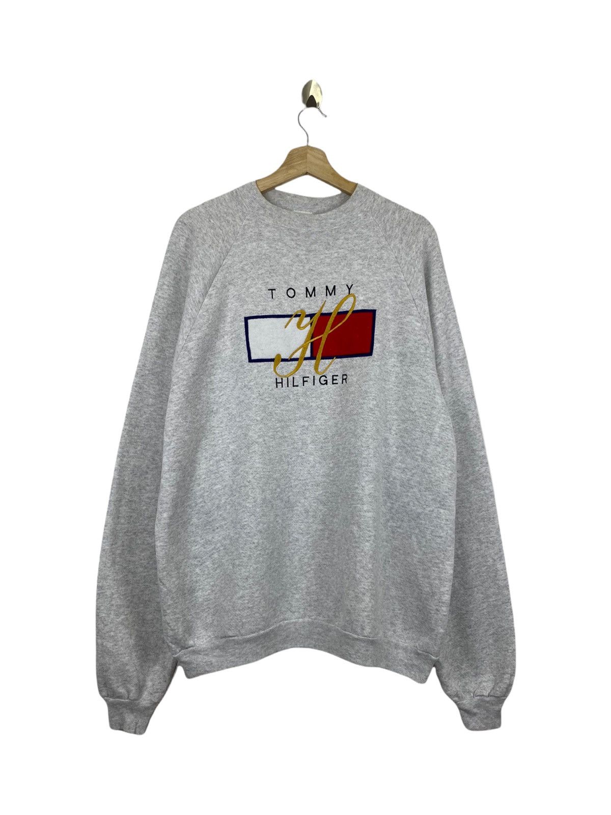 Tommy Hilfiger × Vintage 🔥VINTAGE 80’s TOMMY HILFIGER EMBROIDERY LOGO SWEATER Size US XXL / EU 58 / 5 - 1 Thumbnail