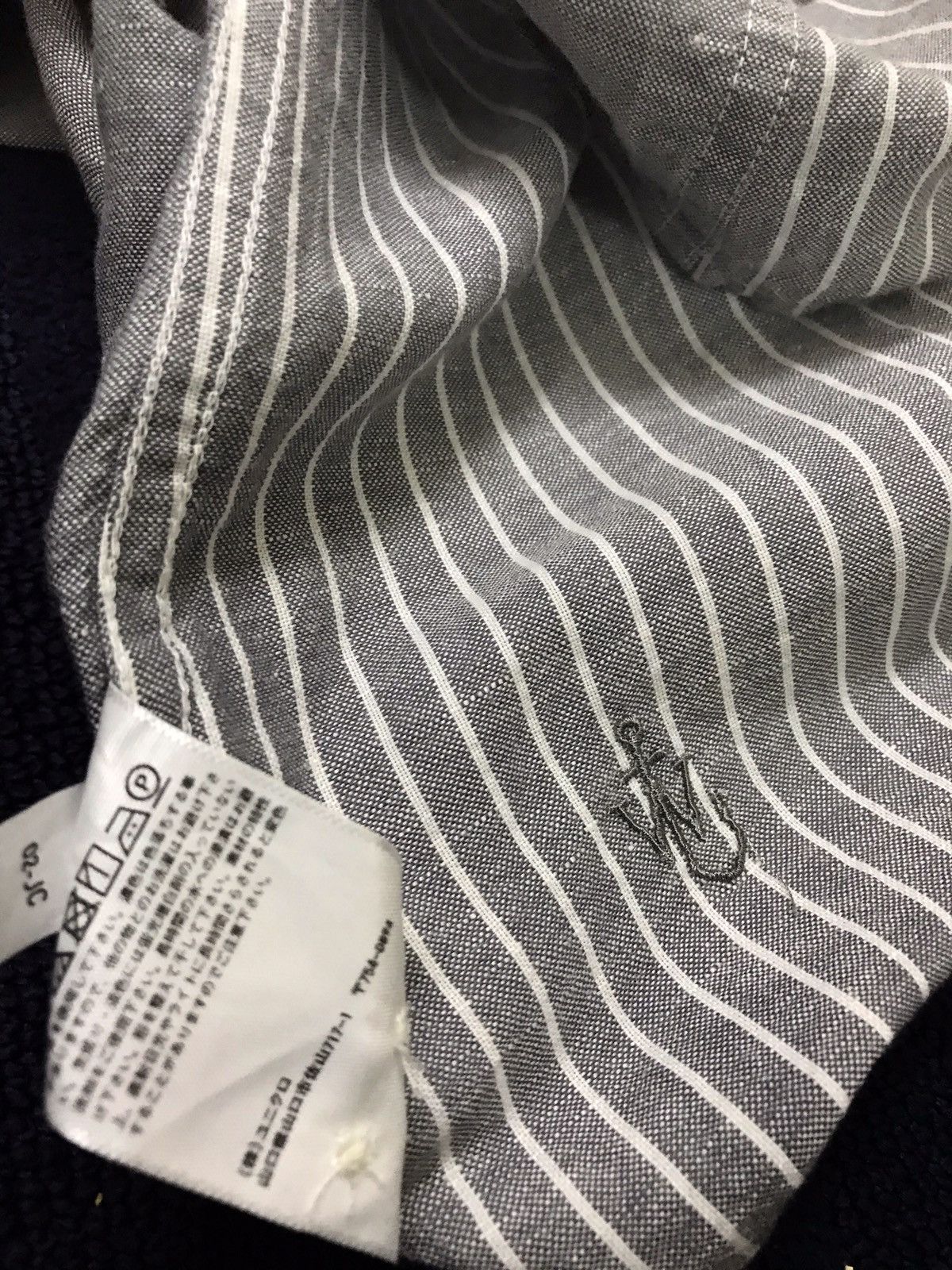 JW Anderson × Uniqlo J.W Anderson x Uniqlo Button Shirts Size US M / EU 48-50 / 2 - 9 Thumbnail