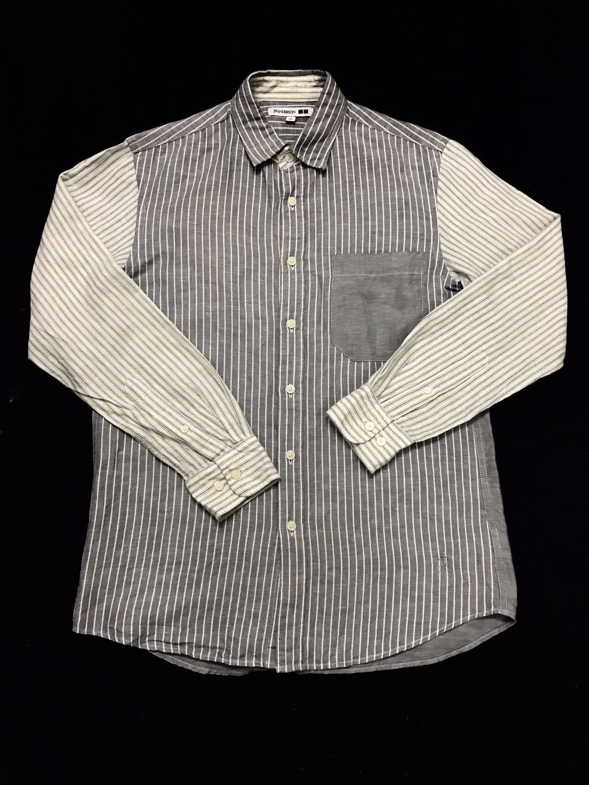 JW Anderson × Uniqlo J.W Anderson x Uniqlo Button Shirts Size US M / EU 48-50 / 2 - 1 Thumbnail