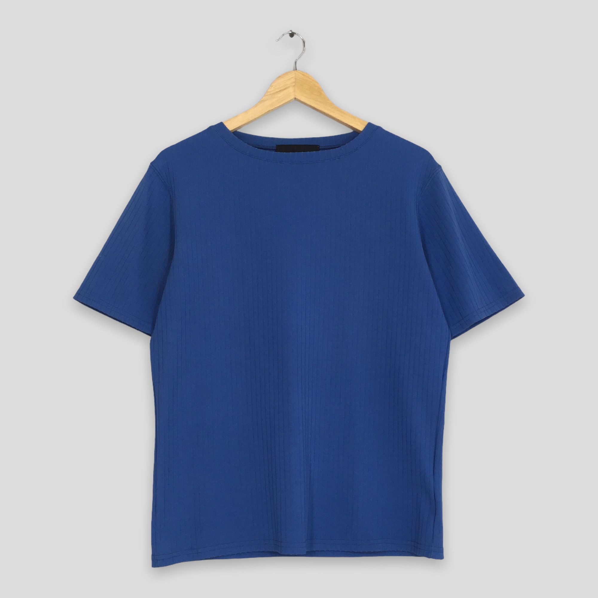 Prada Archival Prada Plain Blue Nylon Stretch T shirt Large Size US L / EU 52-54 / 3 - 1 Thumbnail