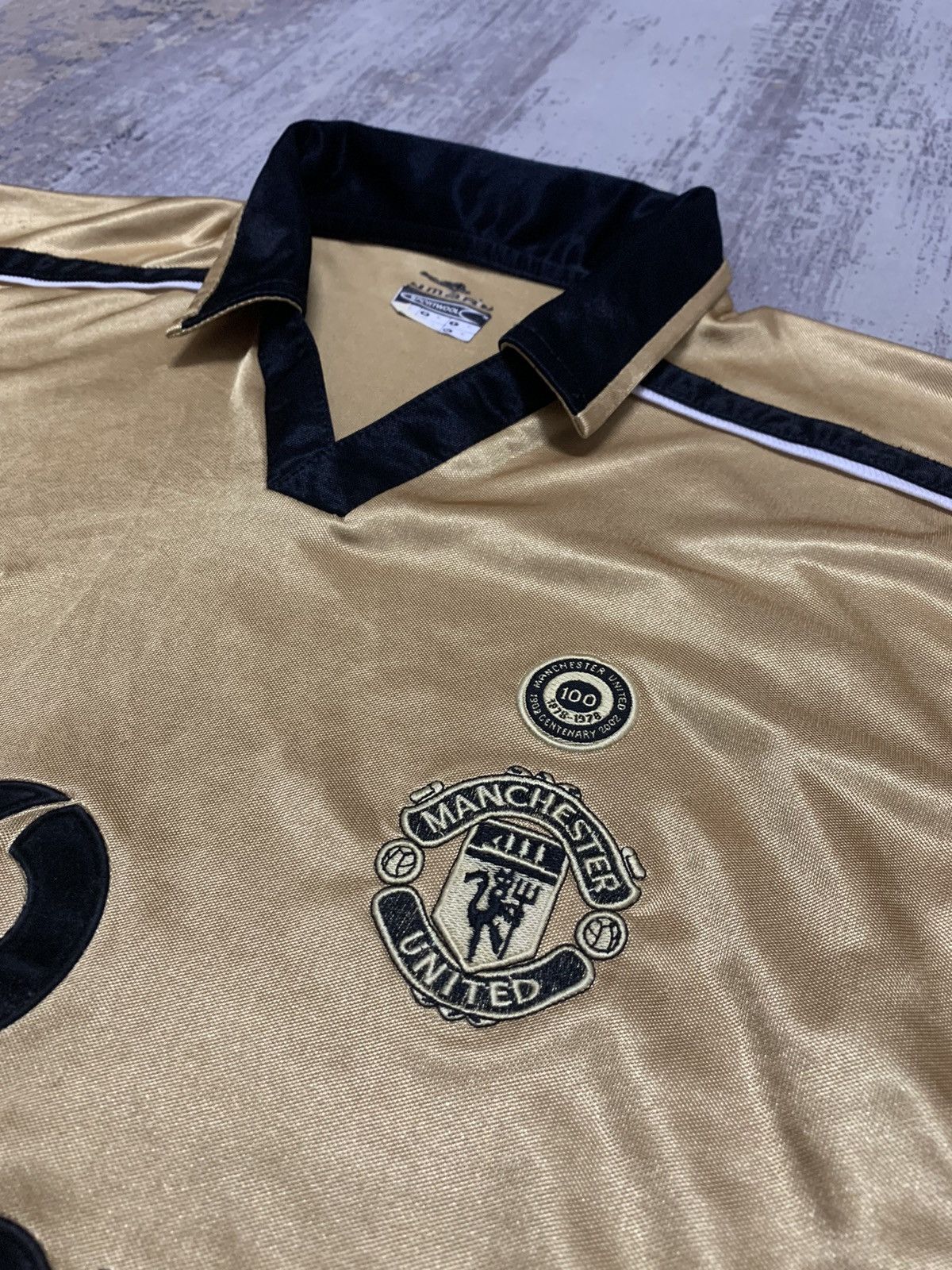 Vintage Manchester United 2001-02 CENTENARY Jersey Size US XL / EU 56 / 4 - 3 Thumbnail